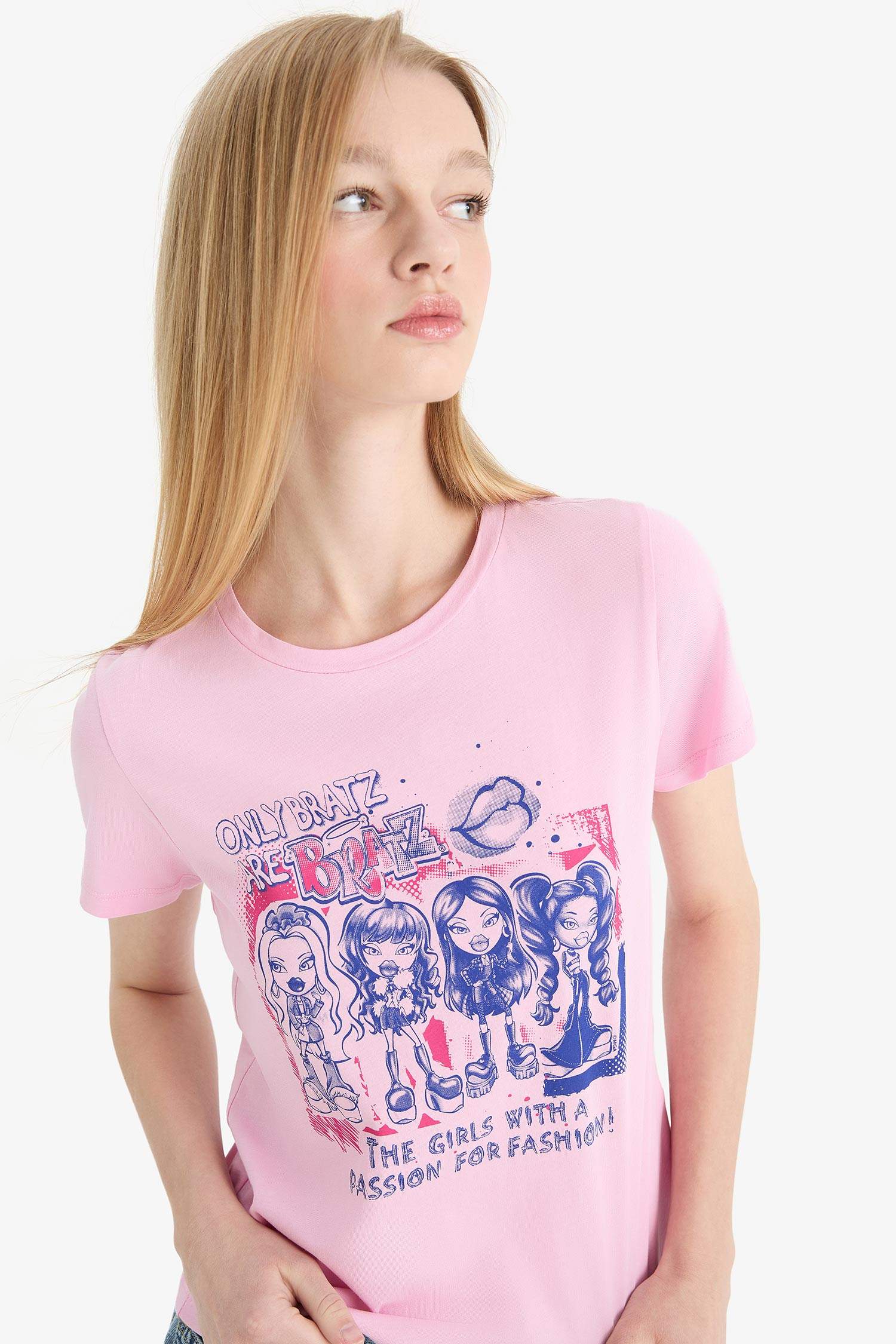 Bratz Regular Fit Bisiklet Yaka Kısa Kollu Tişört