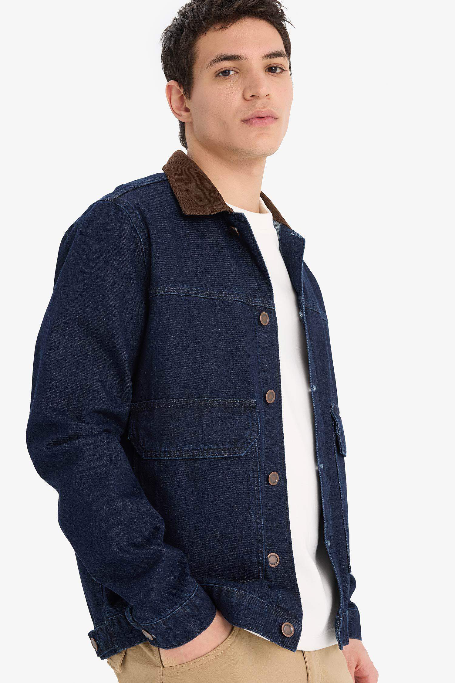 %100 Pamuk Slim Fit Dar Kesim Kontrast Yakalı Mevsimlik Baharlık Denim Ceket