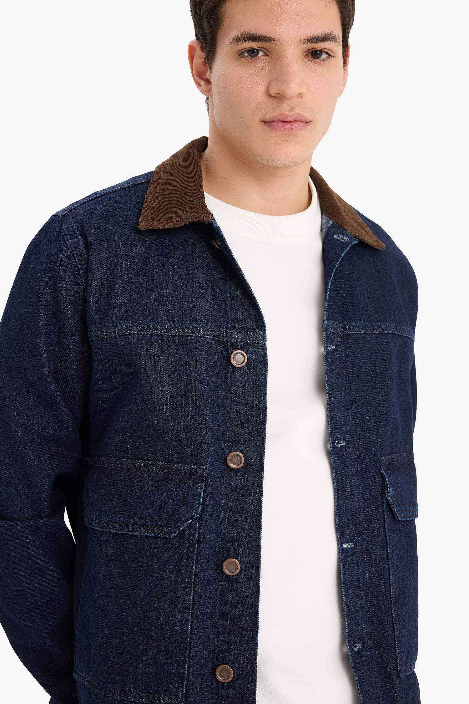 %100 Pamuk Slim Fit Dar Kesim Kontrast Yakalı Mevsimlik Baharlık Denim Ceket