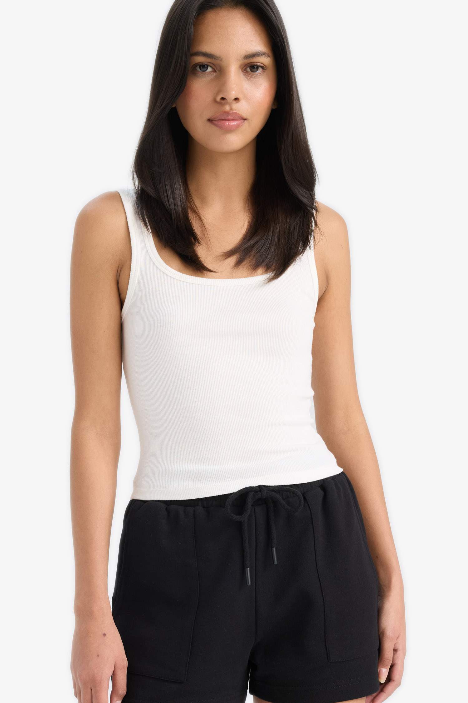 Slim Fit Dar Kesim Basic Düz Yuvarlak Yaka Fitilli Kaşkorse Atlet