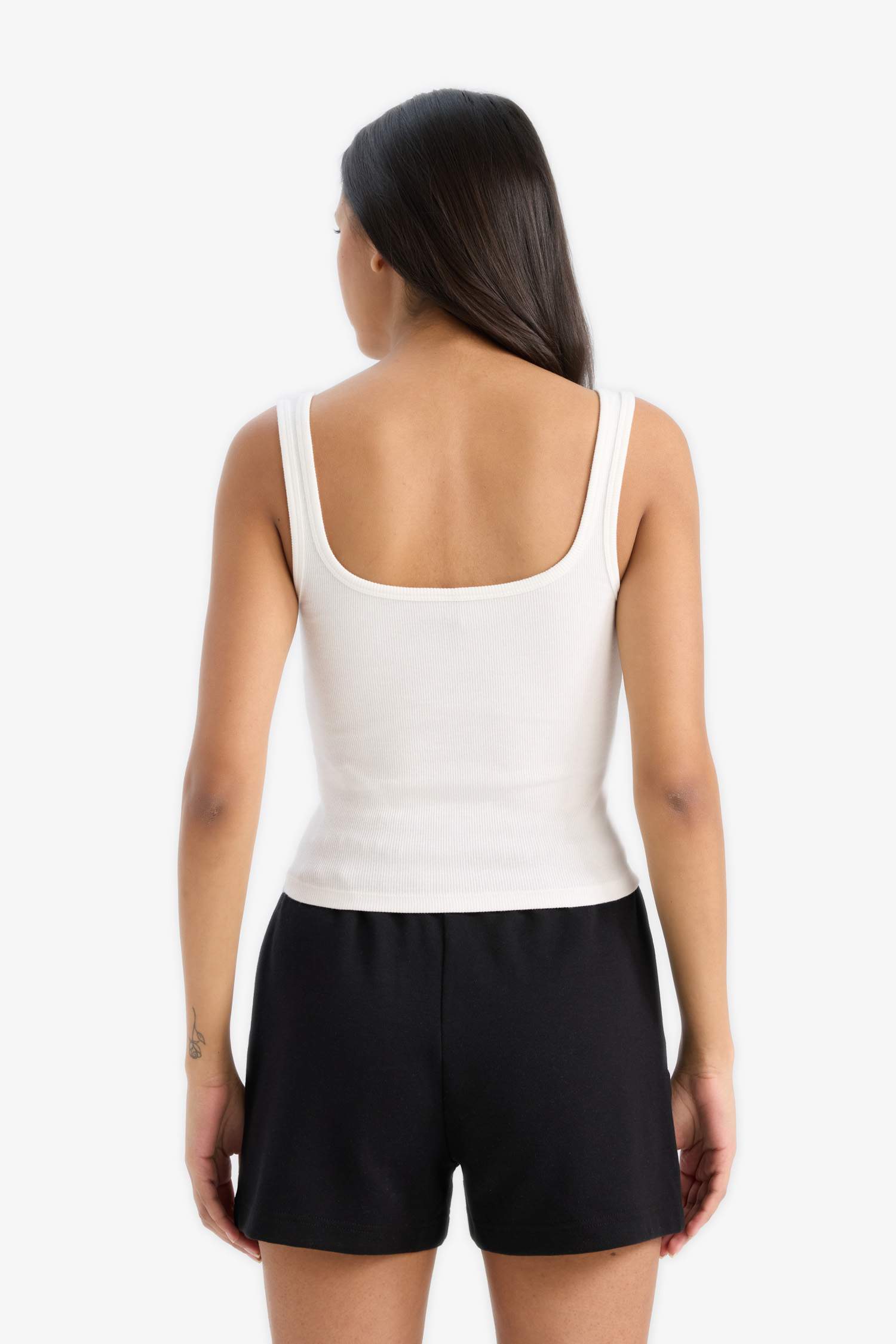 Slim Fit Basic Camisole Crew Neck Tank Top