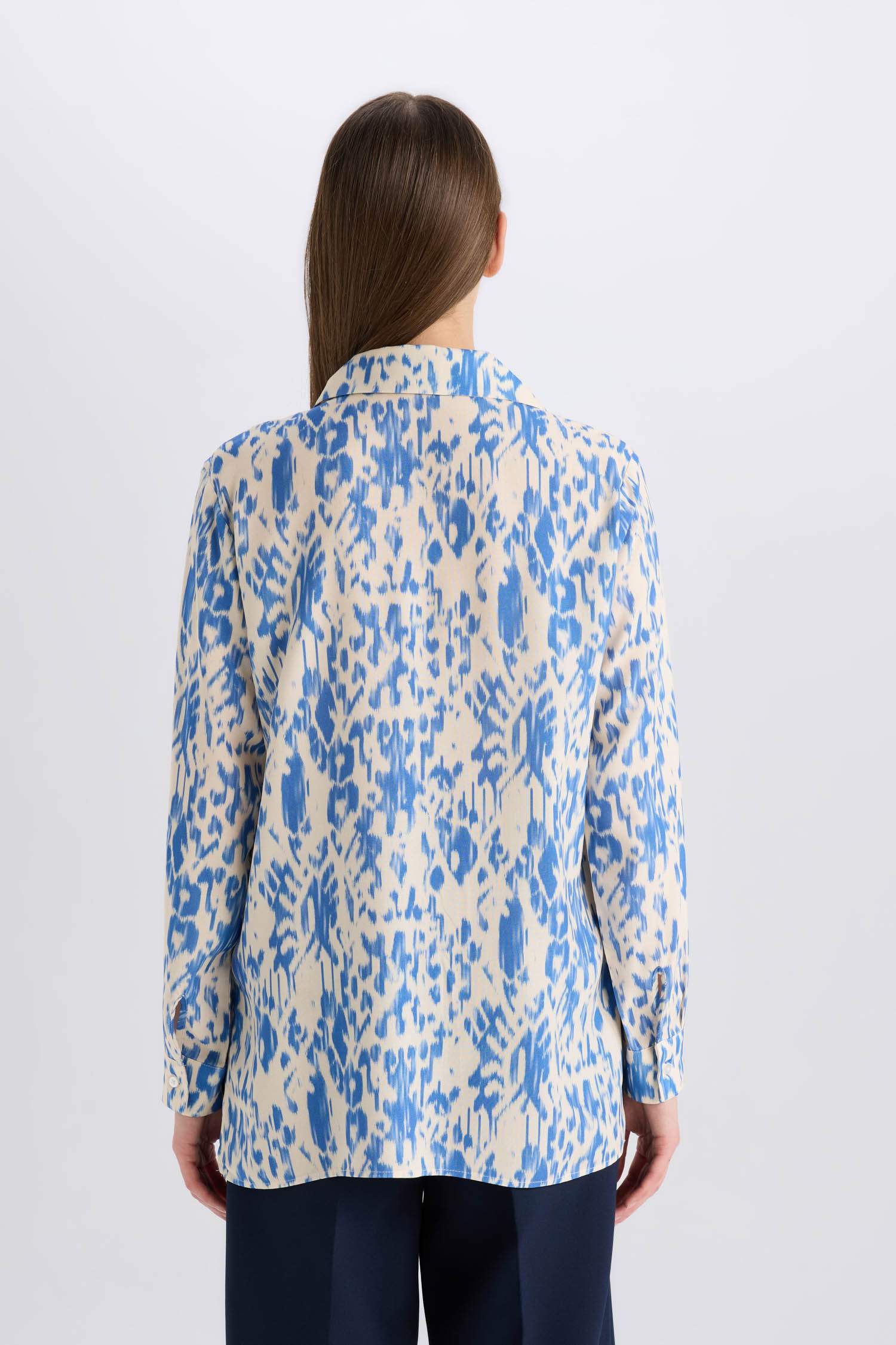 تونيكة كم طويل مطبوعة اوفر سايز برقبة قميص