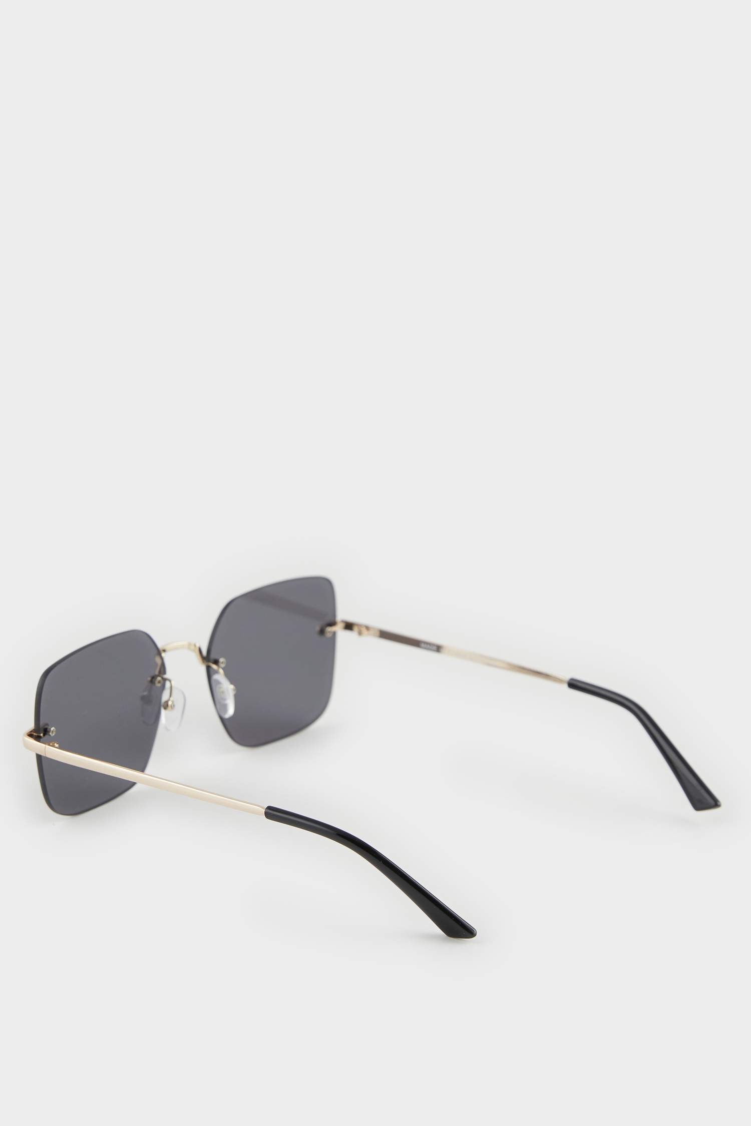 نظارات شمسية دائرية للرجال