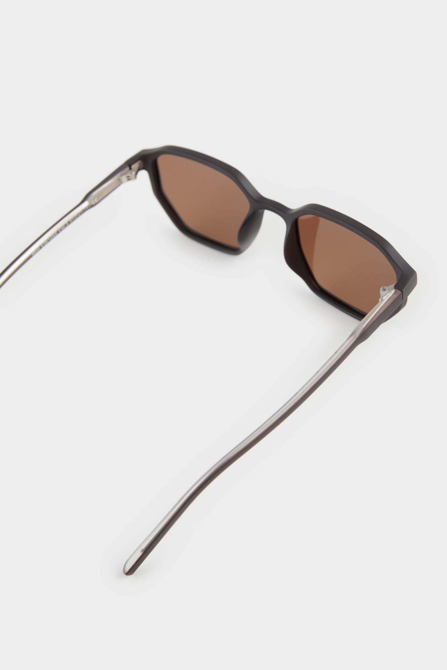 Мужские солнцезащитные очки