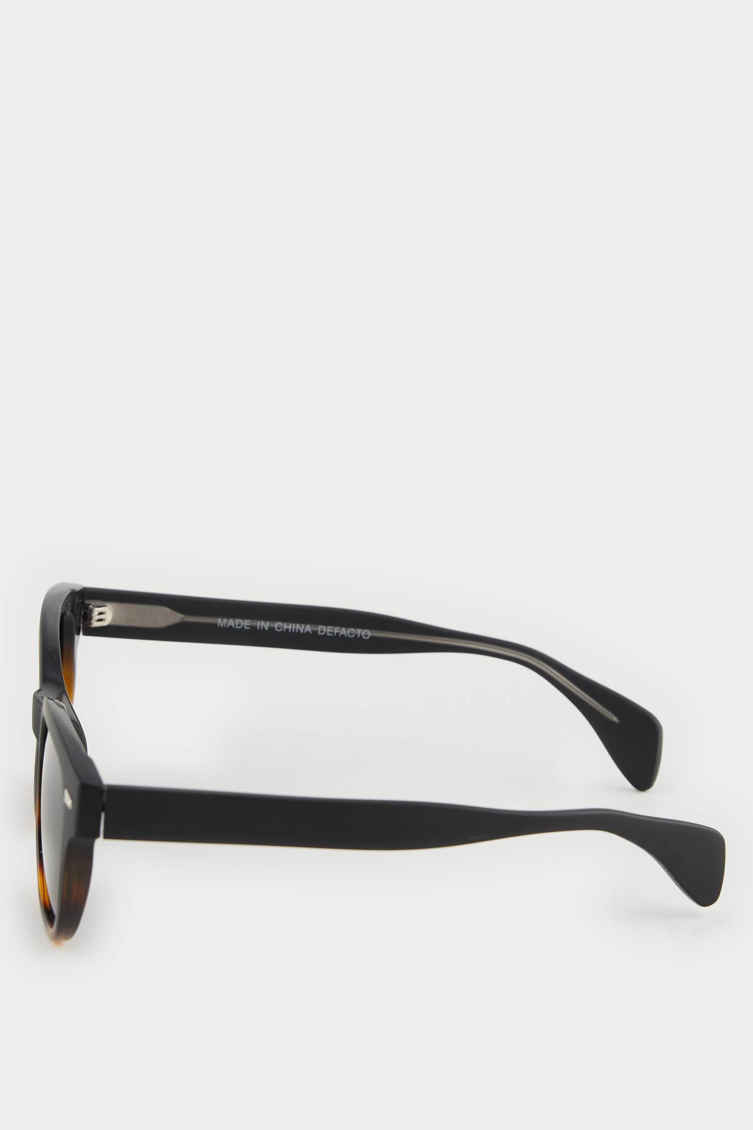 Lunettes de soleil carrées pour homme