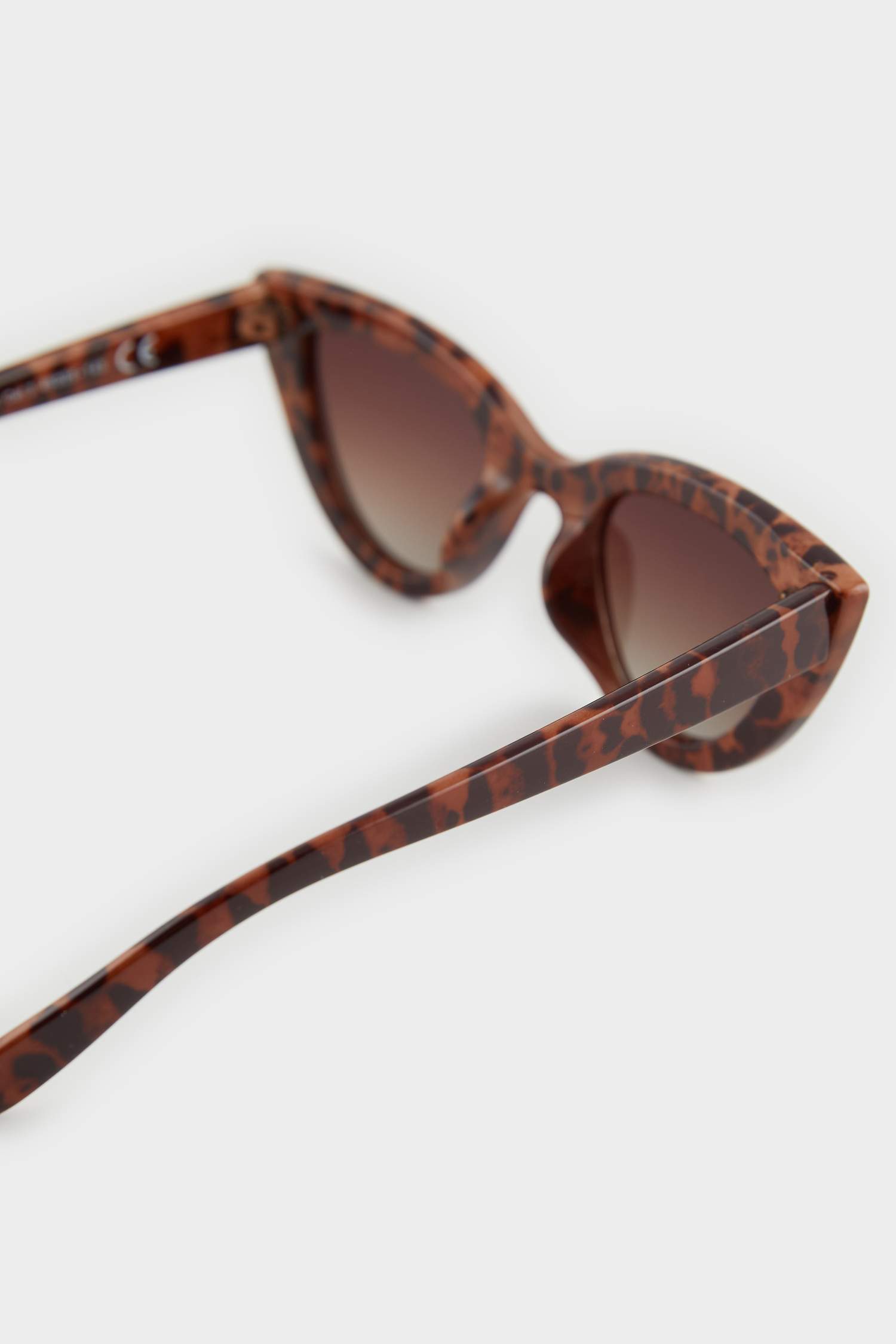 Lunettes de soleil rondes pour femme