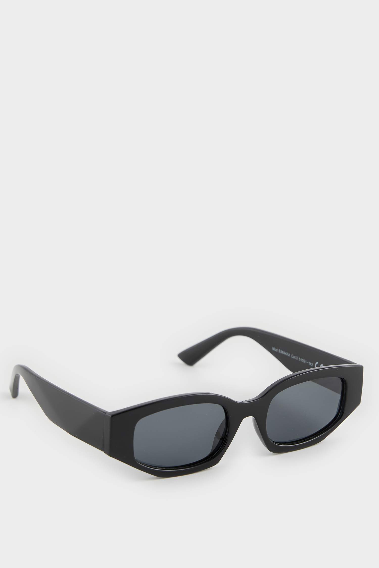 نظارات شمسية دائرية للنساء