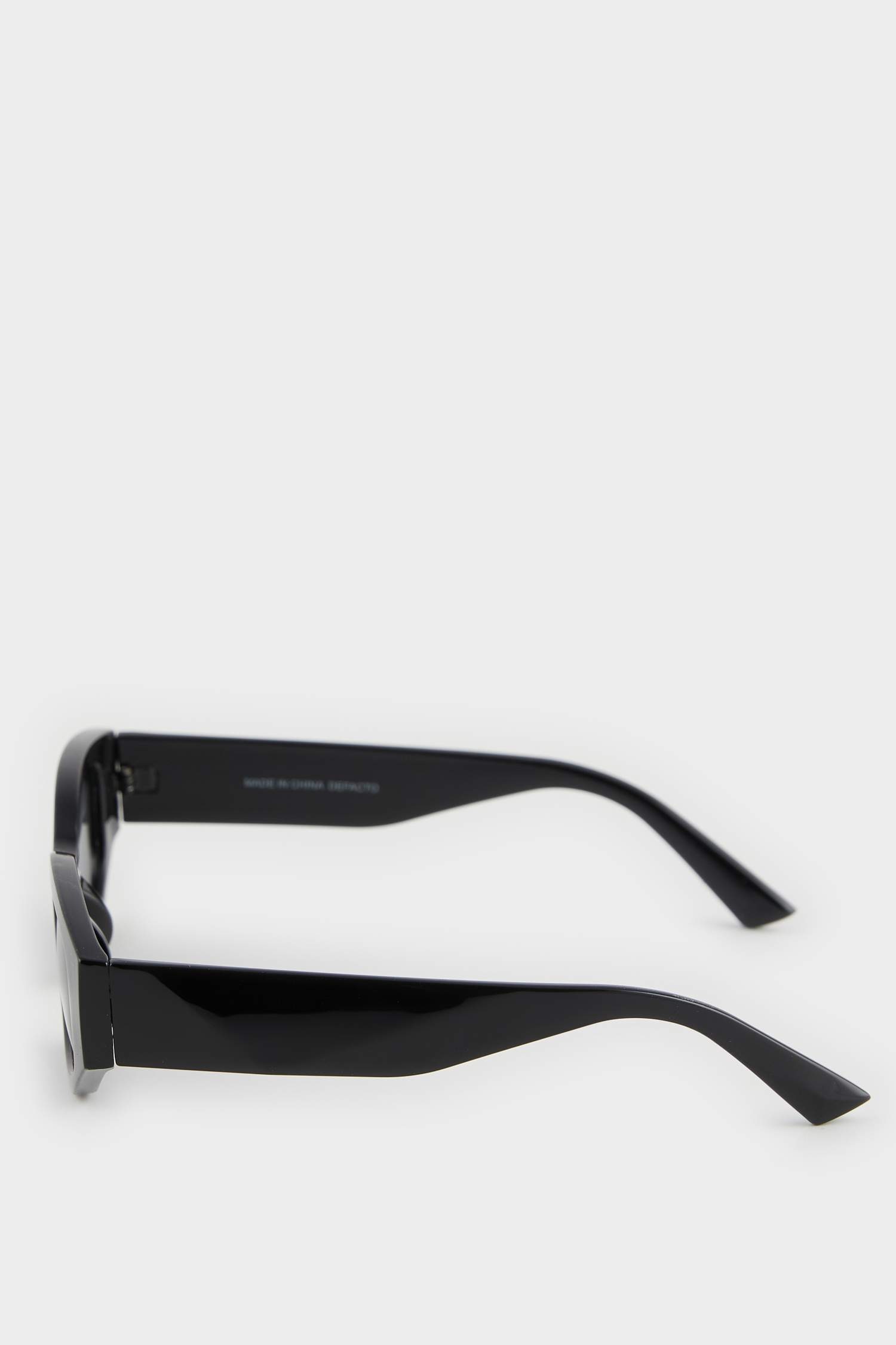 نظارات شمسية دائرية للنساء