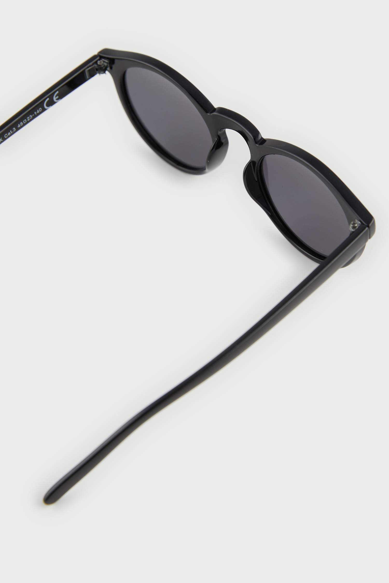 Әйелдерге Күн көзілдірігі