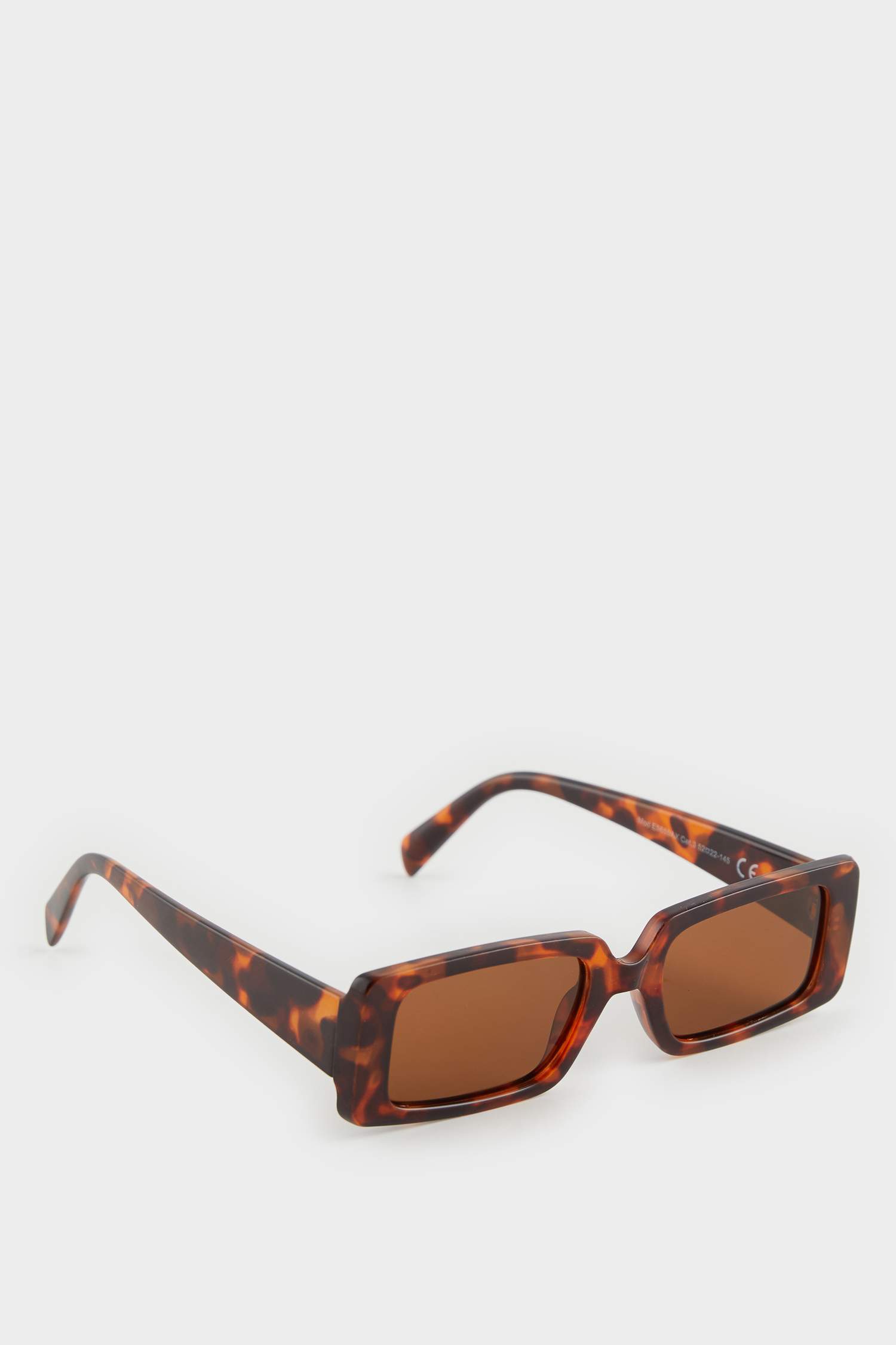 Woman Square Sunglasses