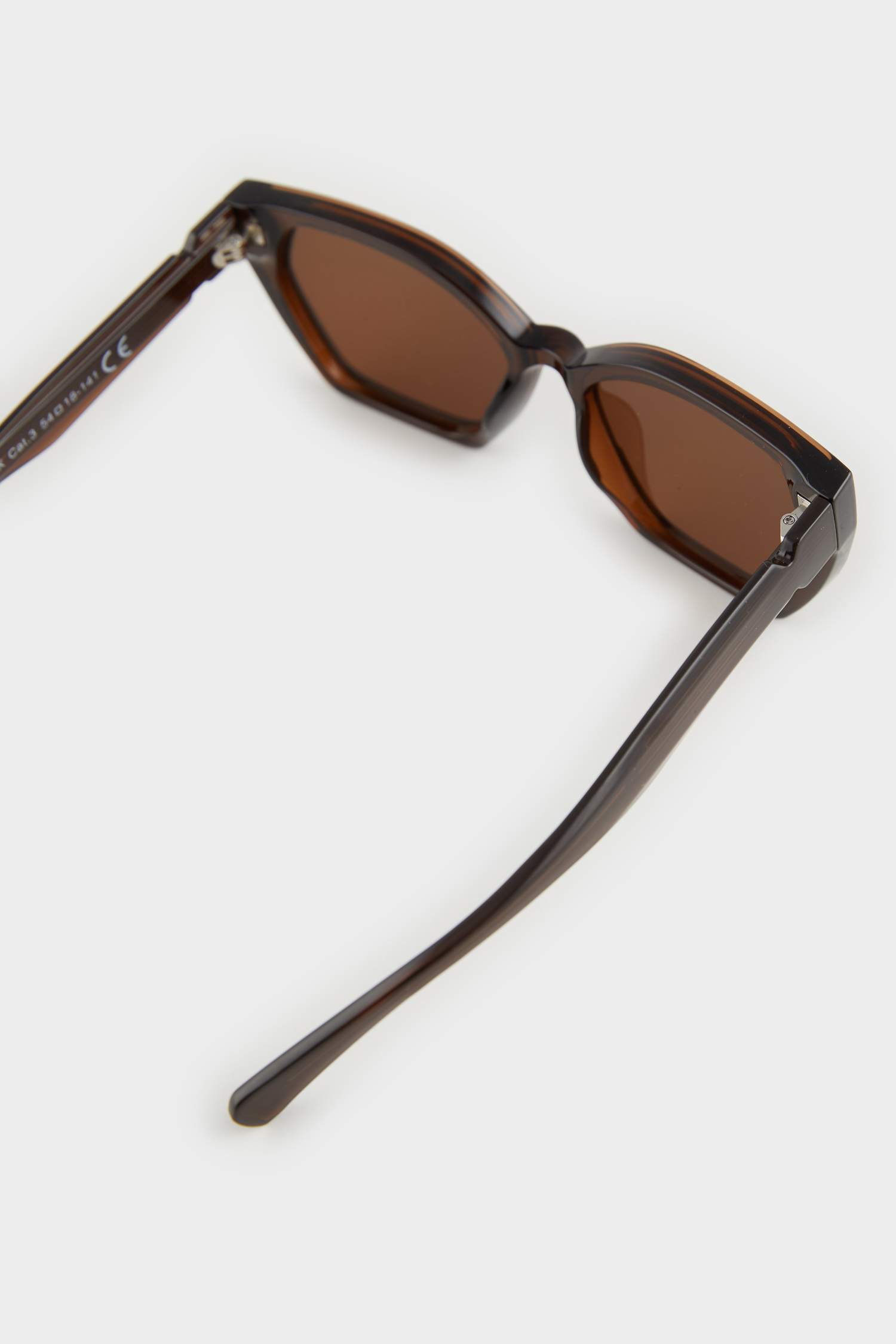 Женские солнцезащитные очки