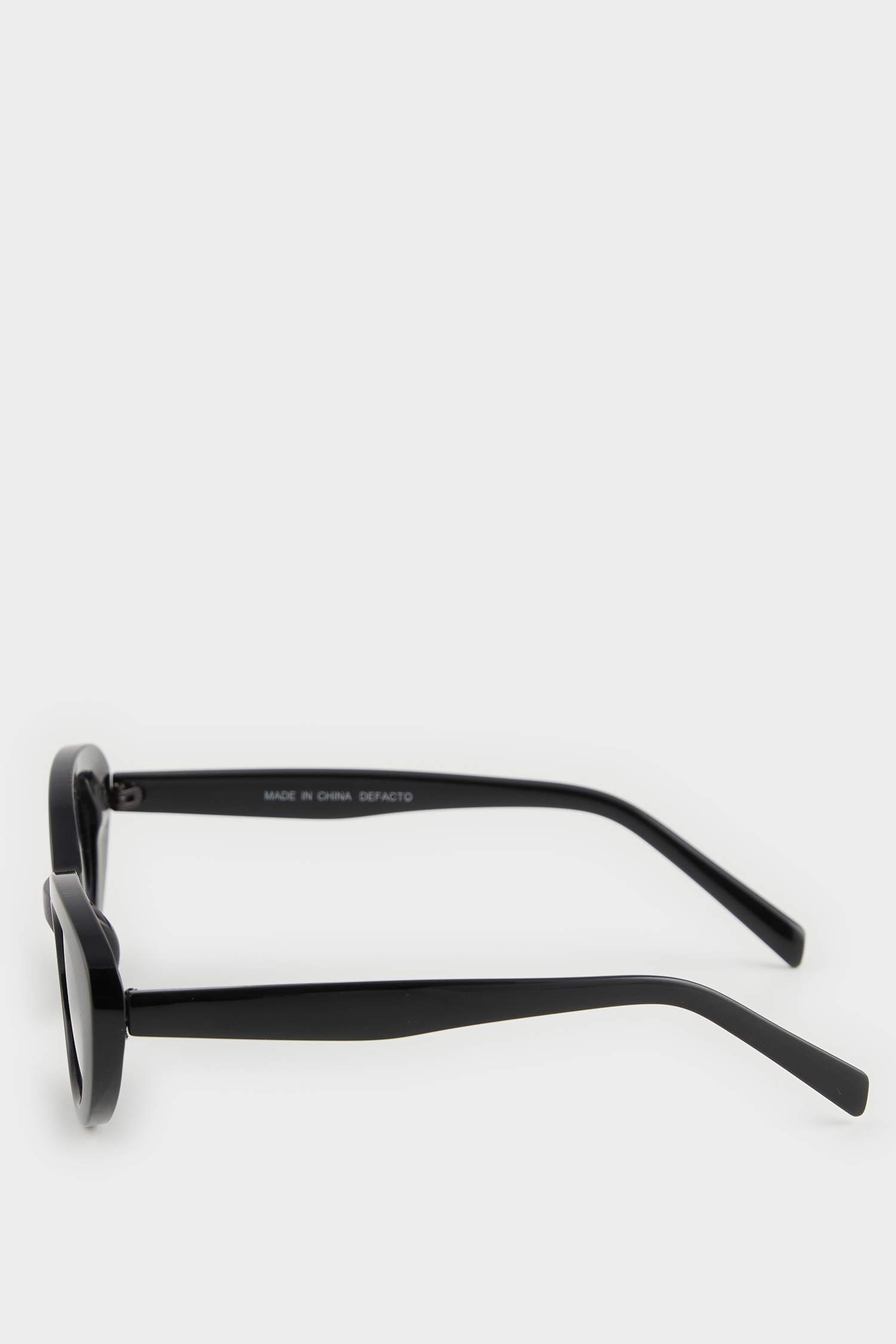 نظارات شمسية دائرية للنساء