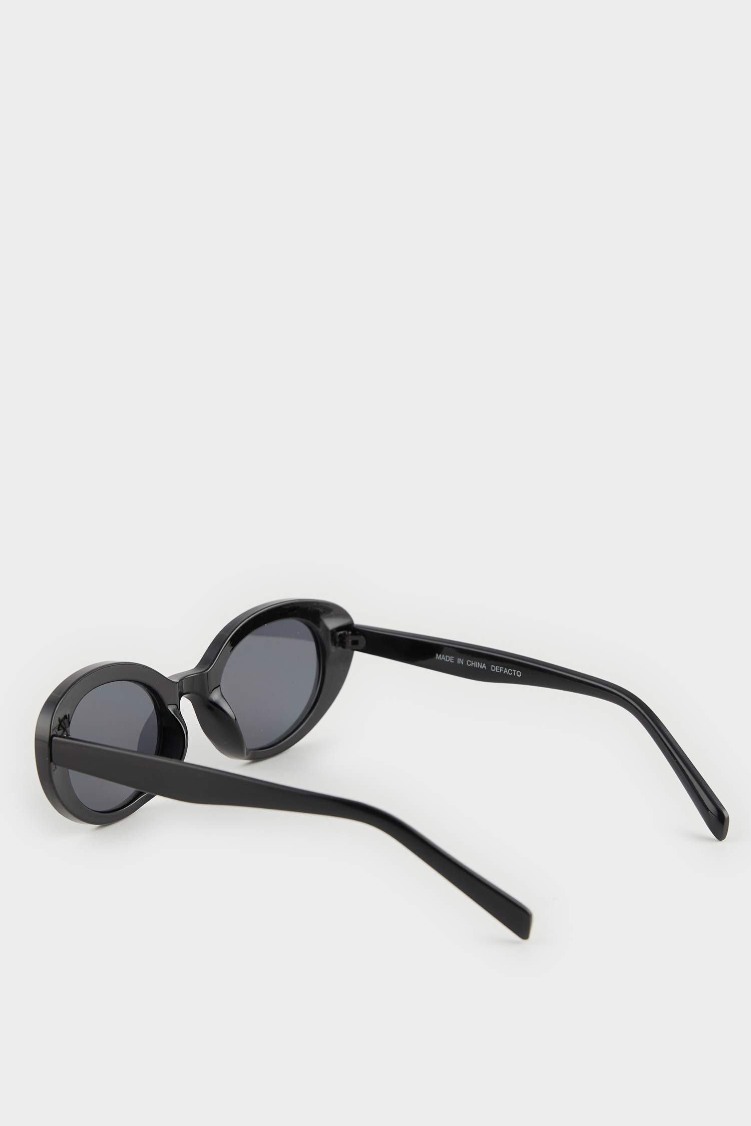 نظارات شمسية دائرية للنساء