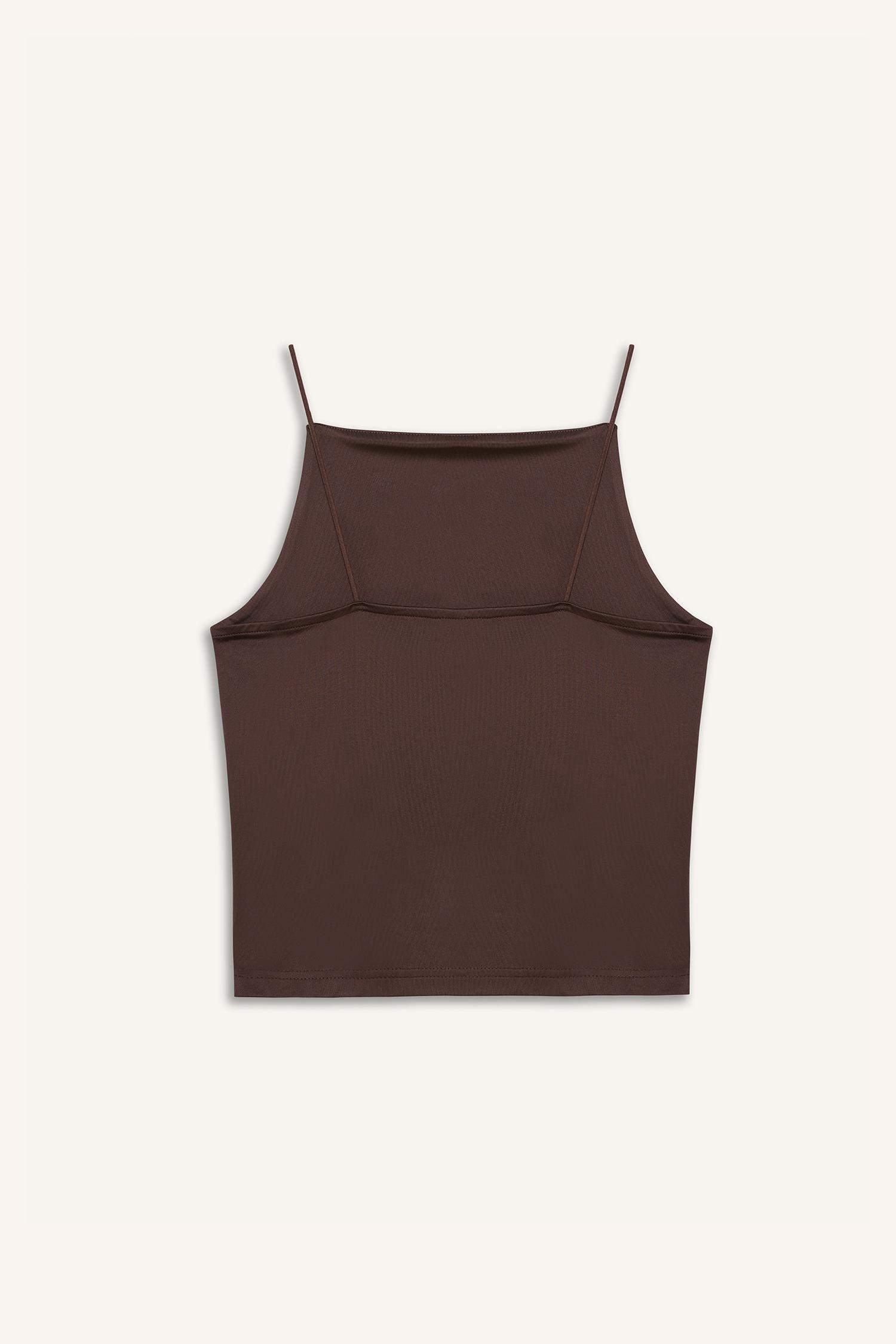 Обтягивающая майка с квадратным вырезом