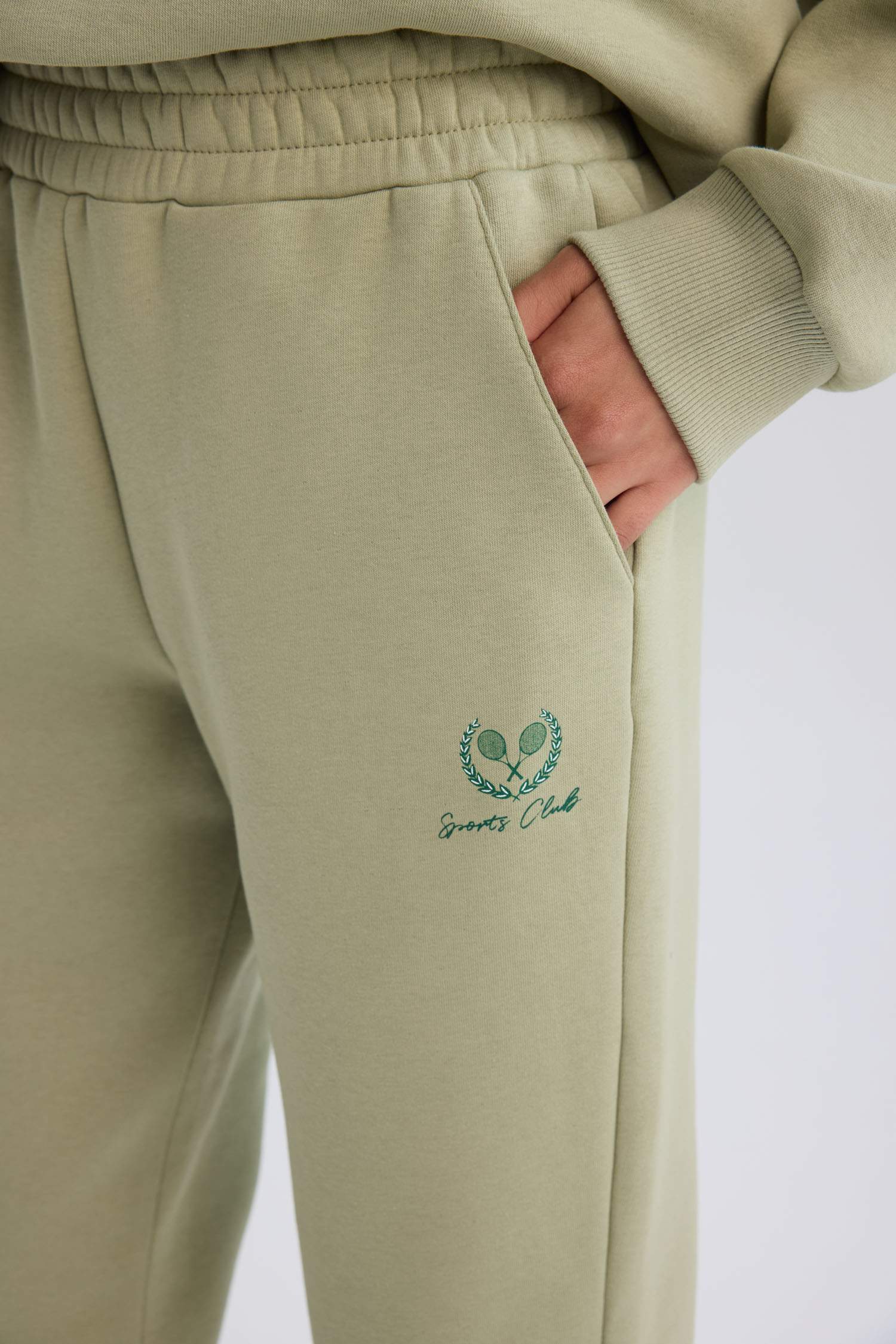 DeFactoFit Kalın Sporcu Jogger Eşofman Altı Cepli Baskılı Standart Boy