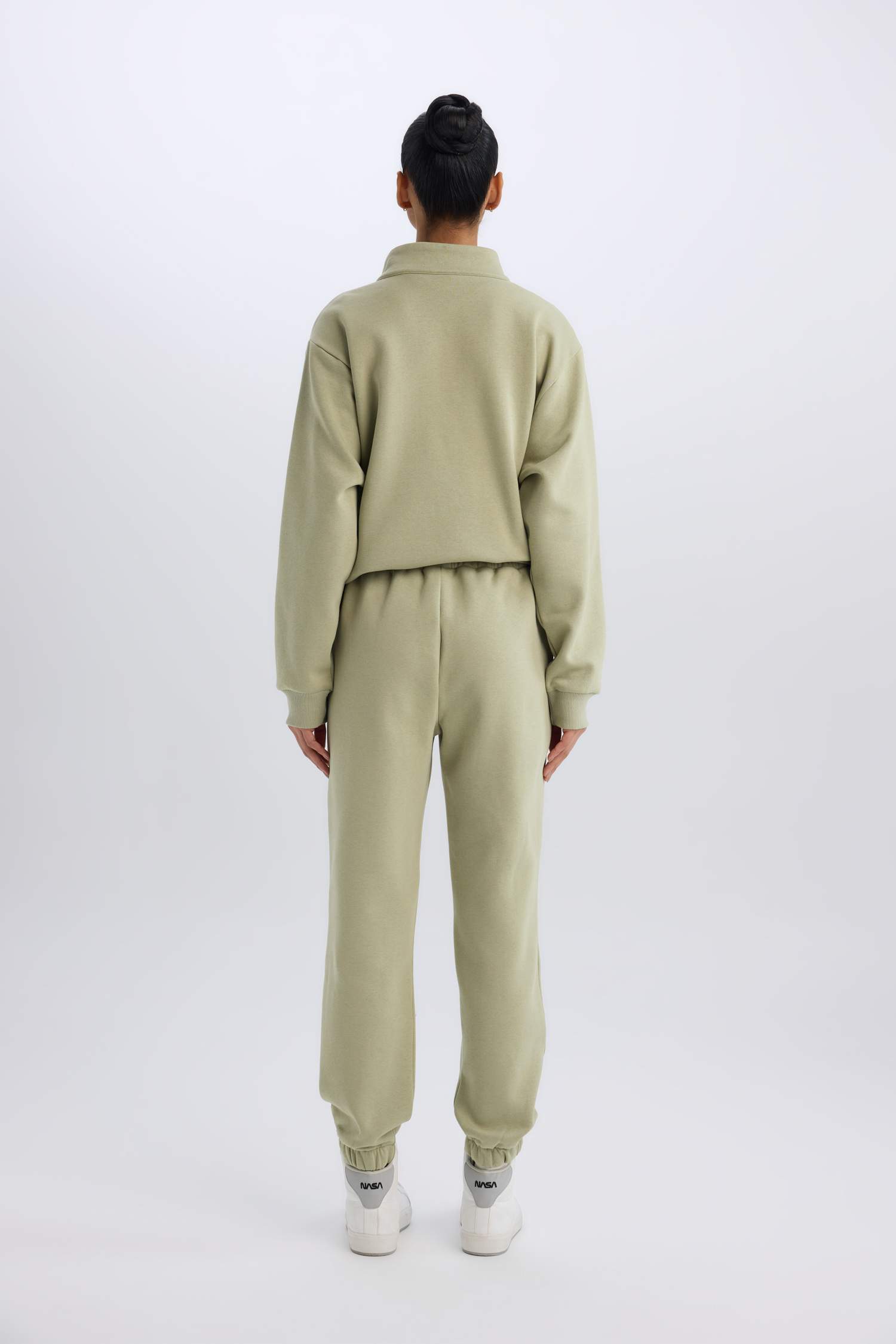 DeFactoFit Kalın Sporcu Jogger Eşofman Altı Cepli Baskılı Standart Boy