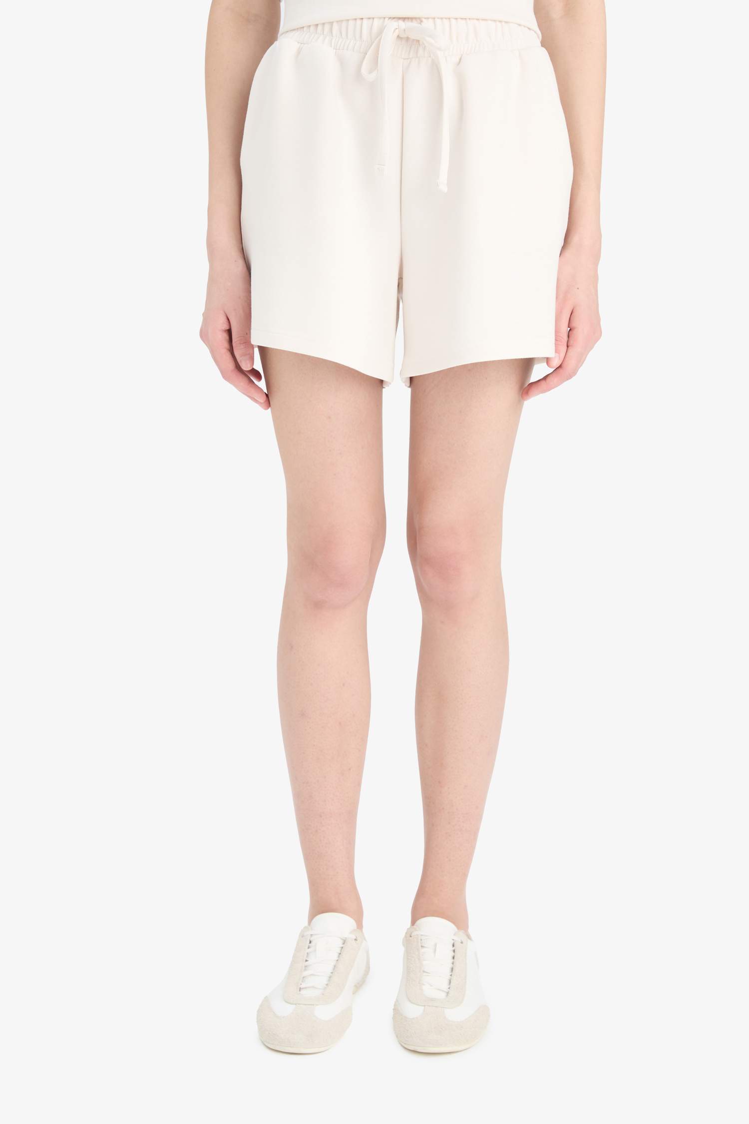 Шолақ шалбар