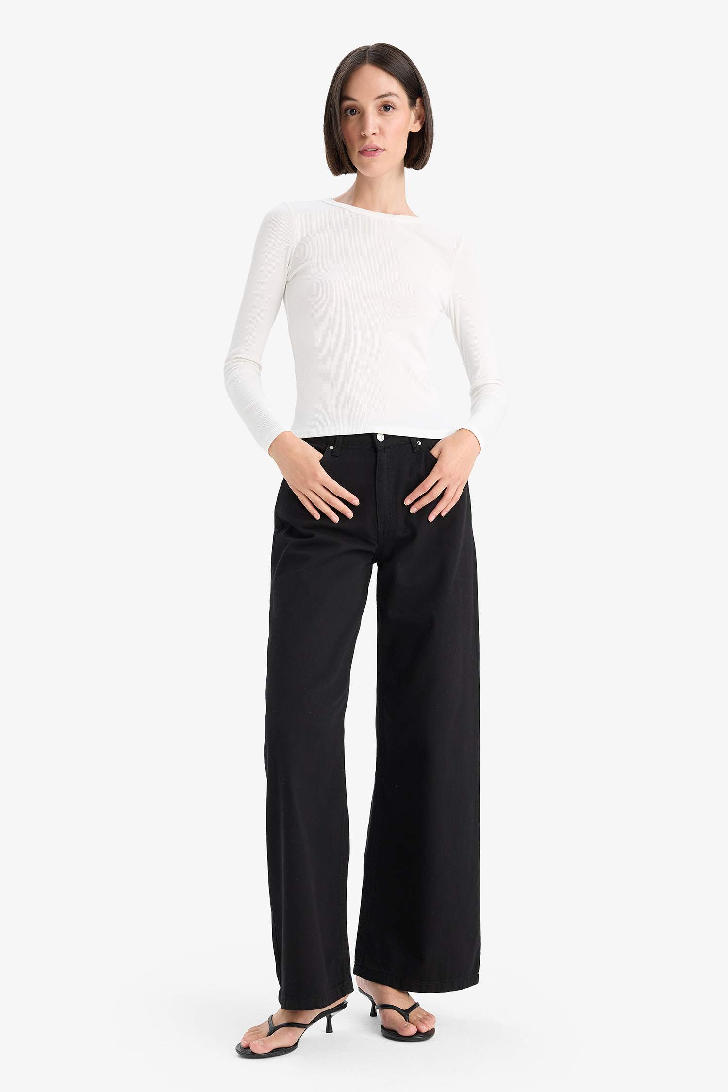 تيشيرت كم طويل عادي ضيق مضلع