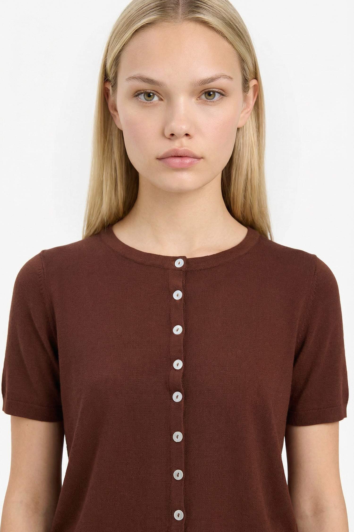 Regular Fit Bisiklet Yaka Düğmeli Kısa Kollu Hırka