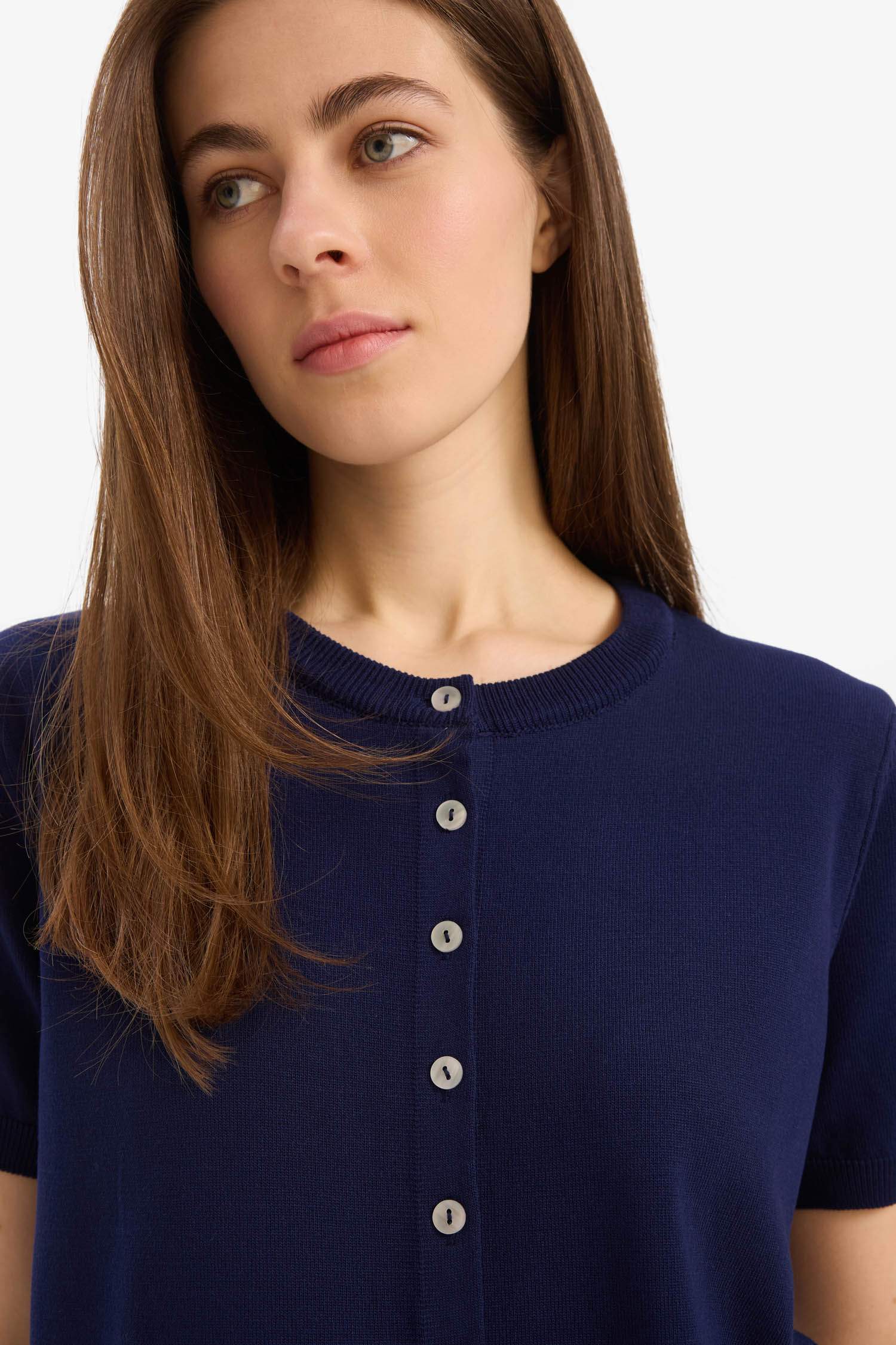 	Regular Fit Bisiklet Yaka Basic Düz Triko Hırka