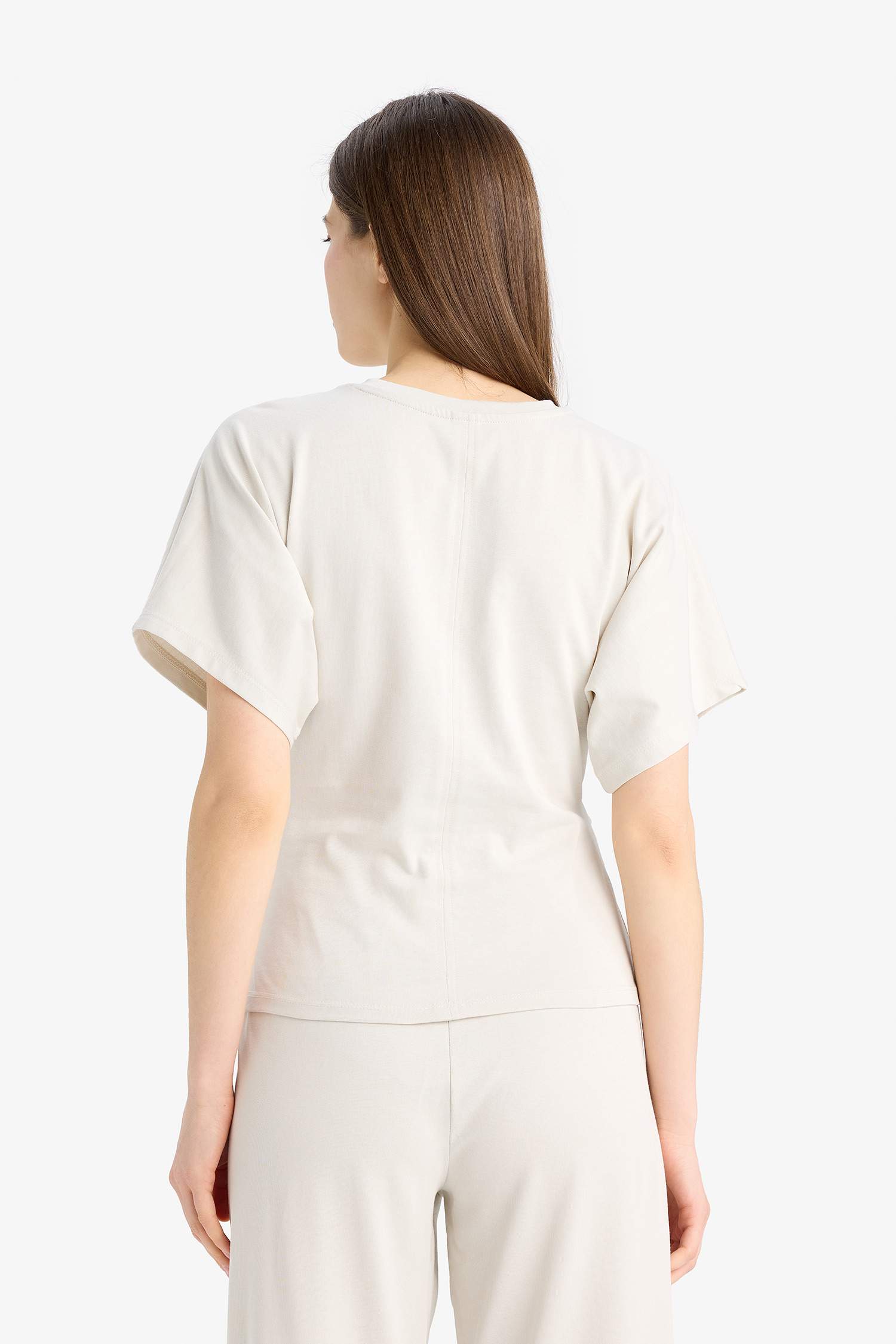 Slim Fit Dar Kesim Bisiklet Yaka Premium Kısa Kollu Tişört