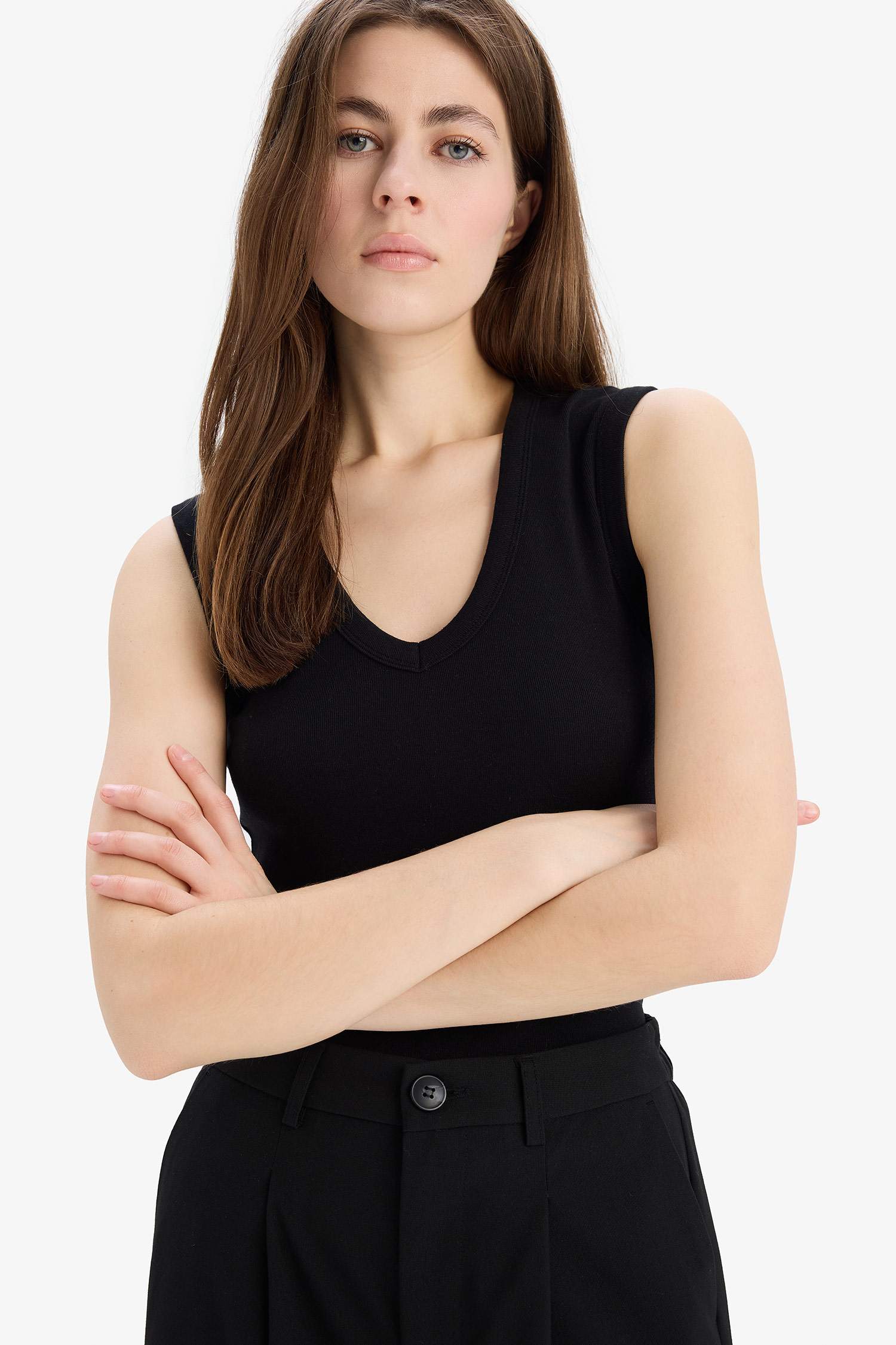 Slim Fit Dar Kesim V Yaka Ribana Atlet