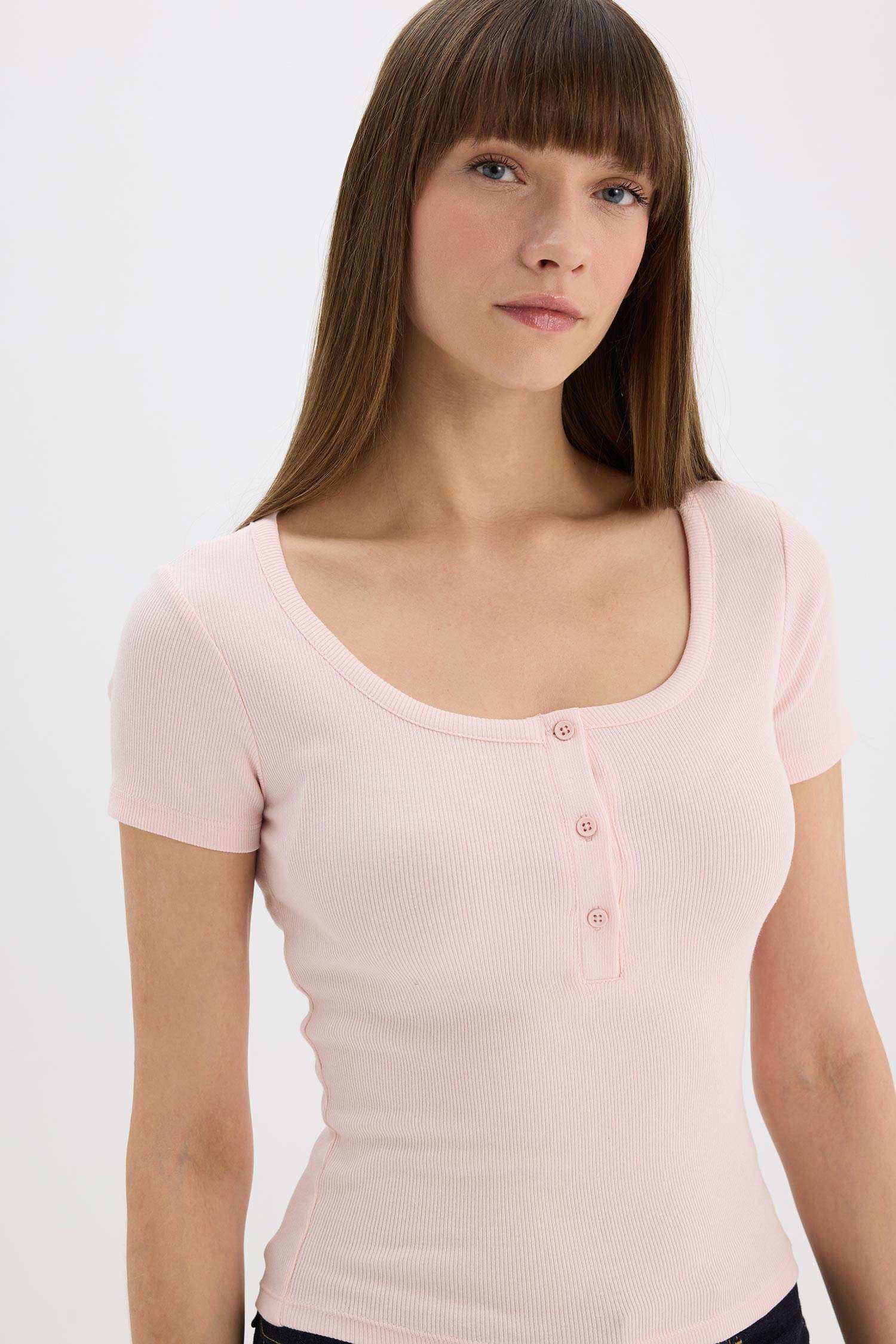 Slim Fit Dar Kesim Yuvarlak Yaka Basic Düz Fitilli Kaşkorse Kısa Kollu Tişört