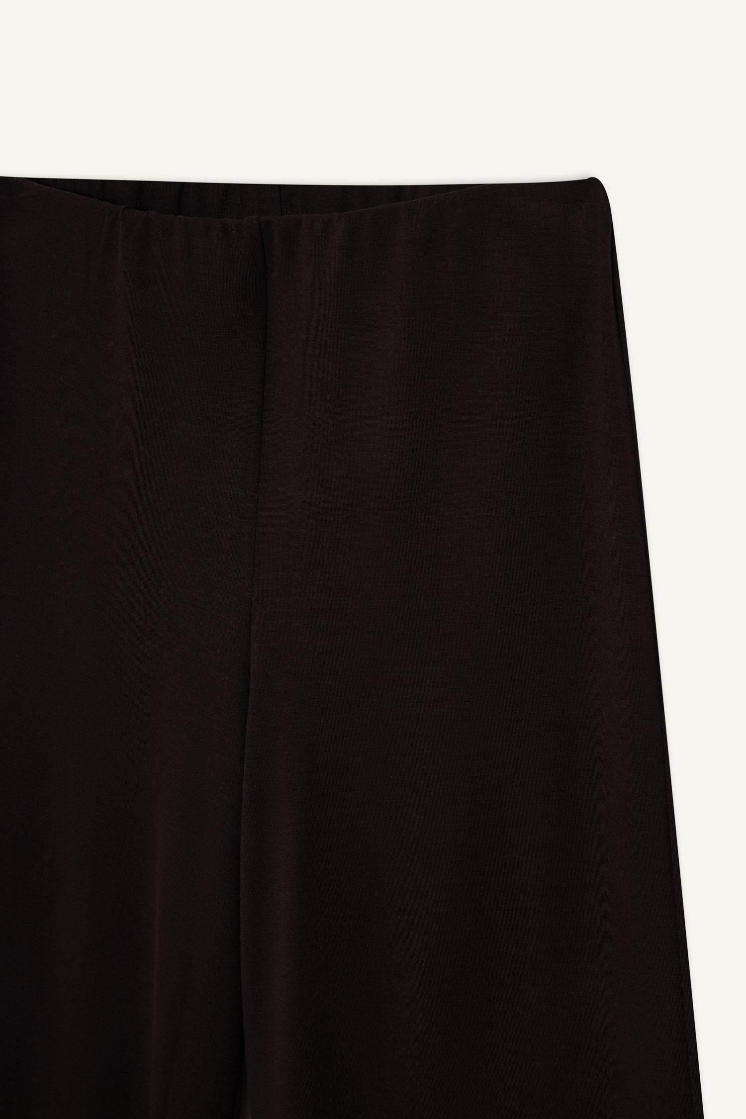 سروال بيكة وايد ليج