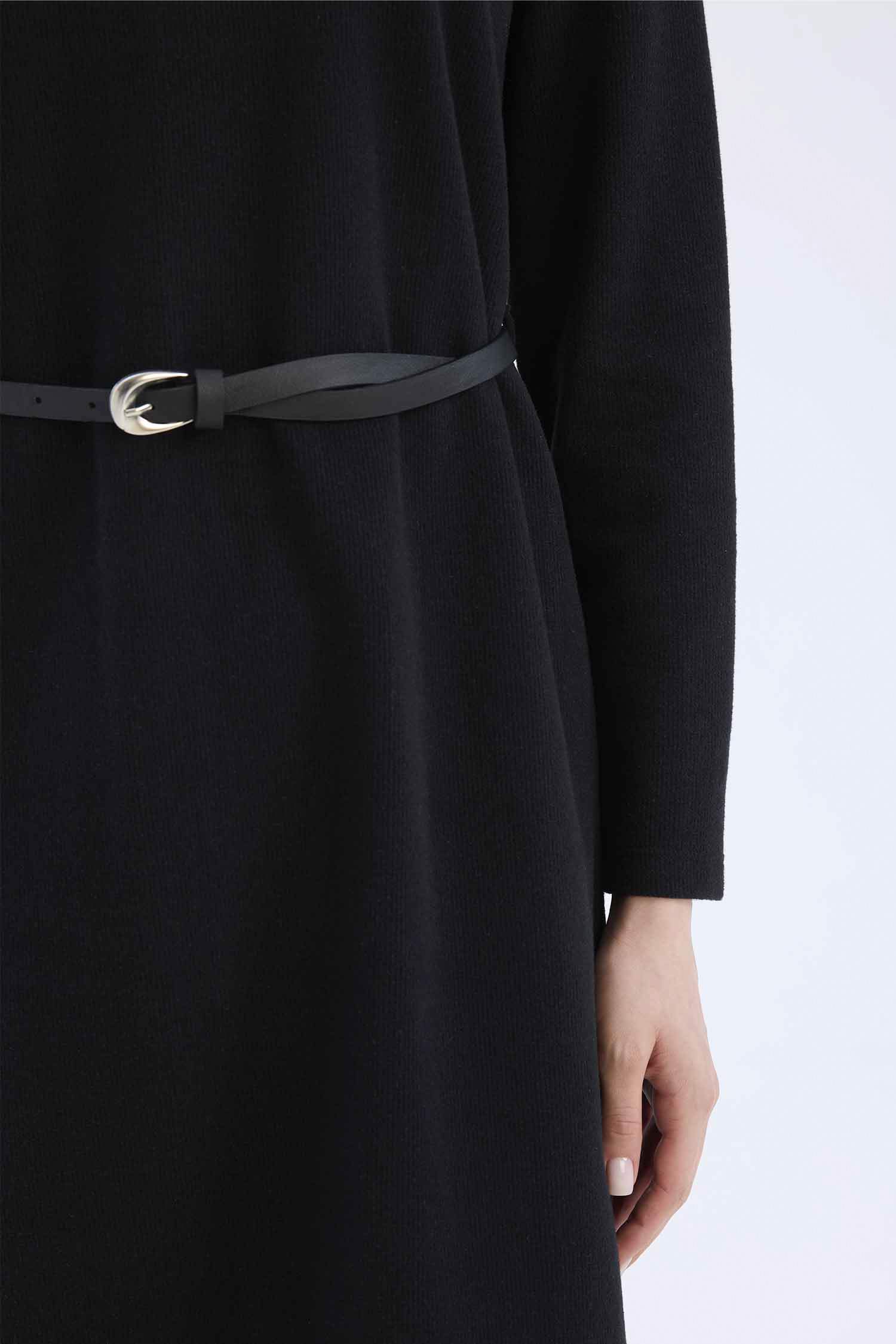 Regular Fit Bisiklet Yaka Uzun Kollu Kemerli Selanik Kumaş Maxi Tesettür Elbise