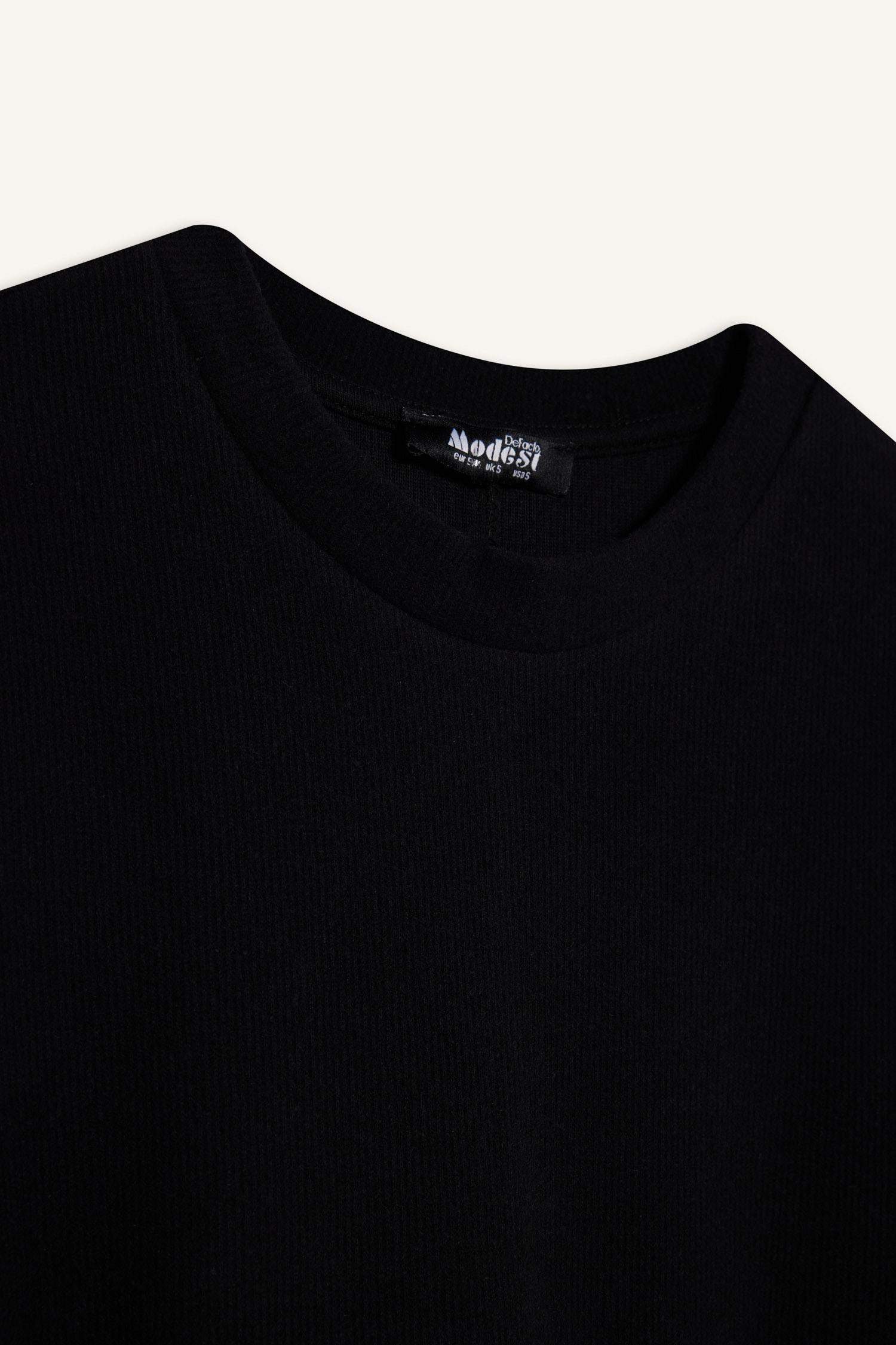 Regular Fit Bisiklet Yaka Uzun Kollu Kemerli Selanik Kumaş Maxi Tesettür Elbise