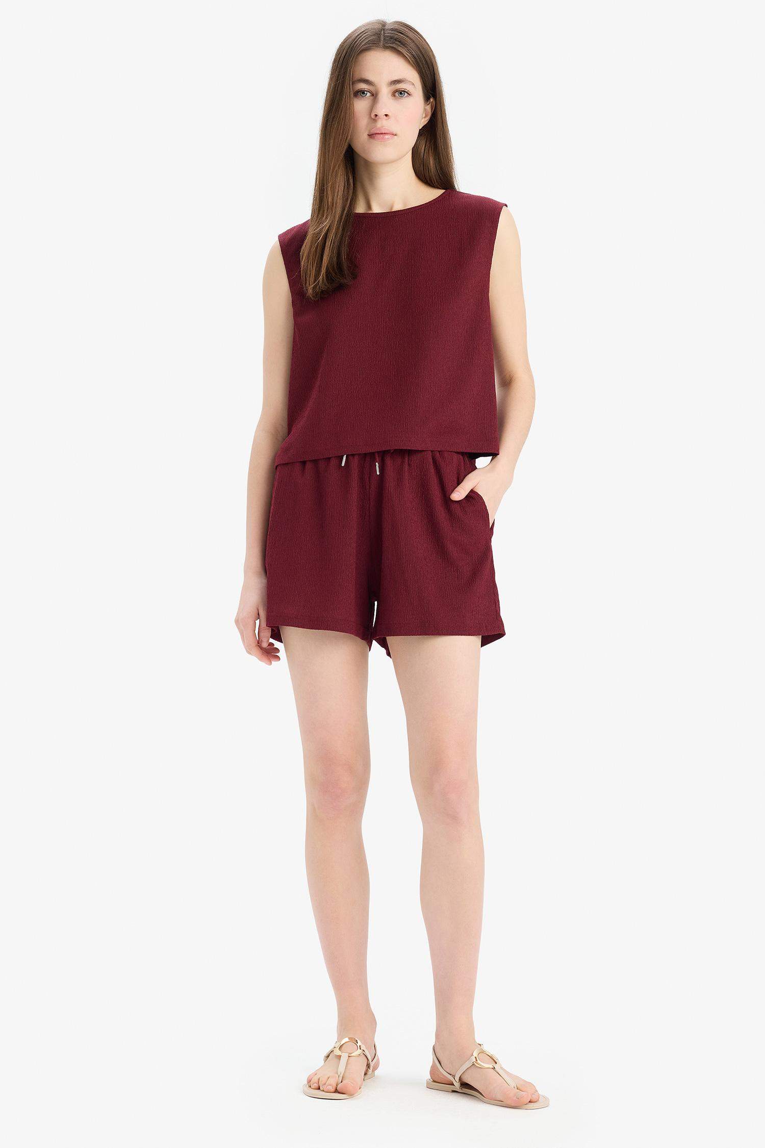 Шорты свободного кроя из жатой ткани