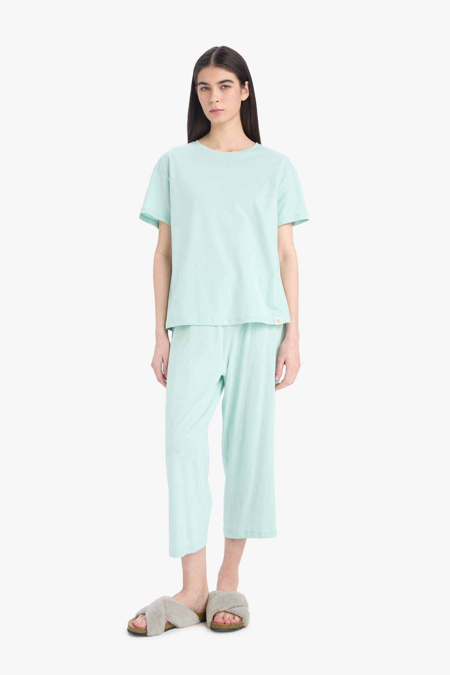 Pijama Takımı Kısa Kollu Üst Beli Lastikli Kapri Alt-Fall in Love