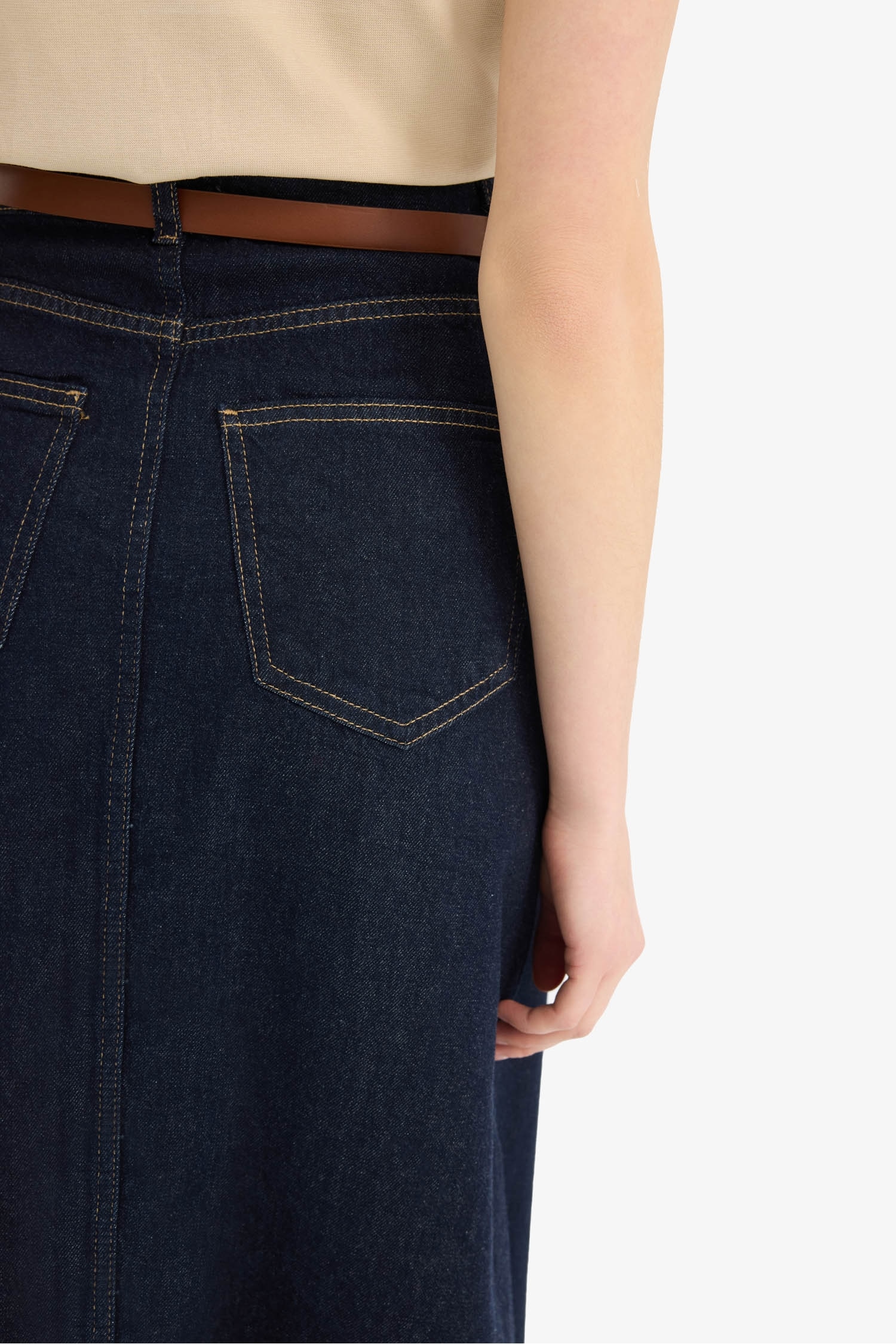 تنورة جينز ستاندرات قصة طويلة