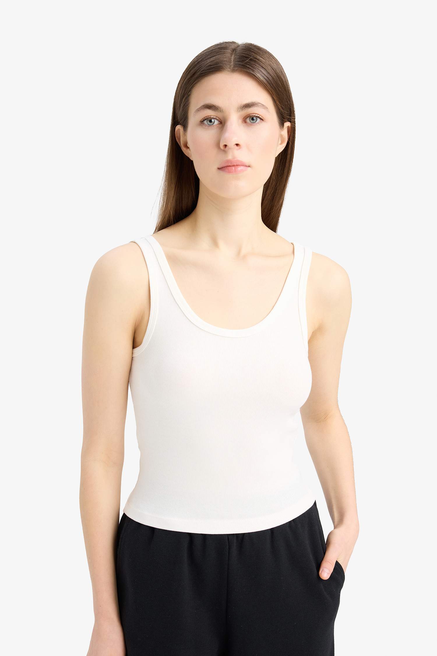 Обтягивающая базовая майка из кашкорсе с круглым вырезом