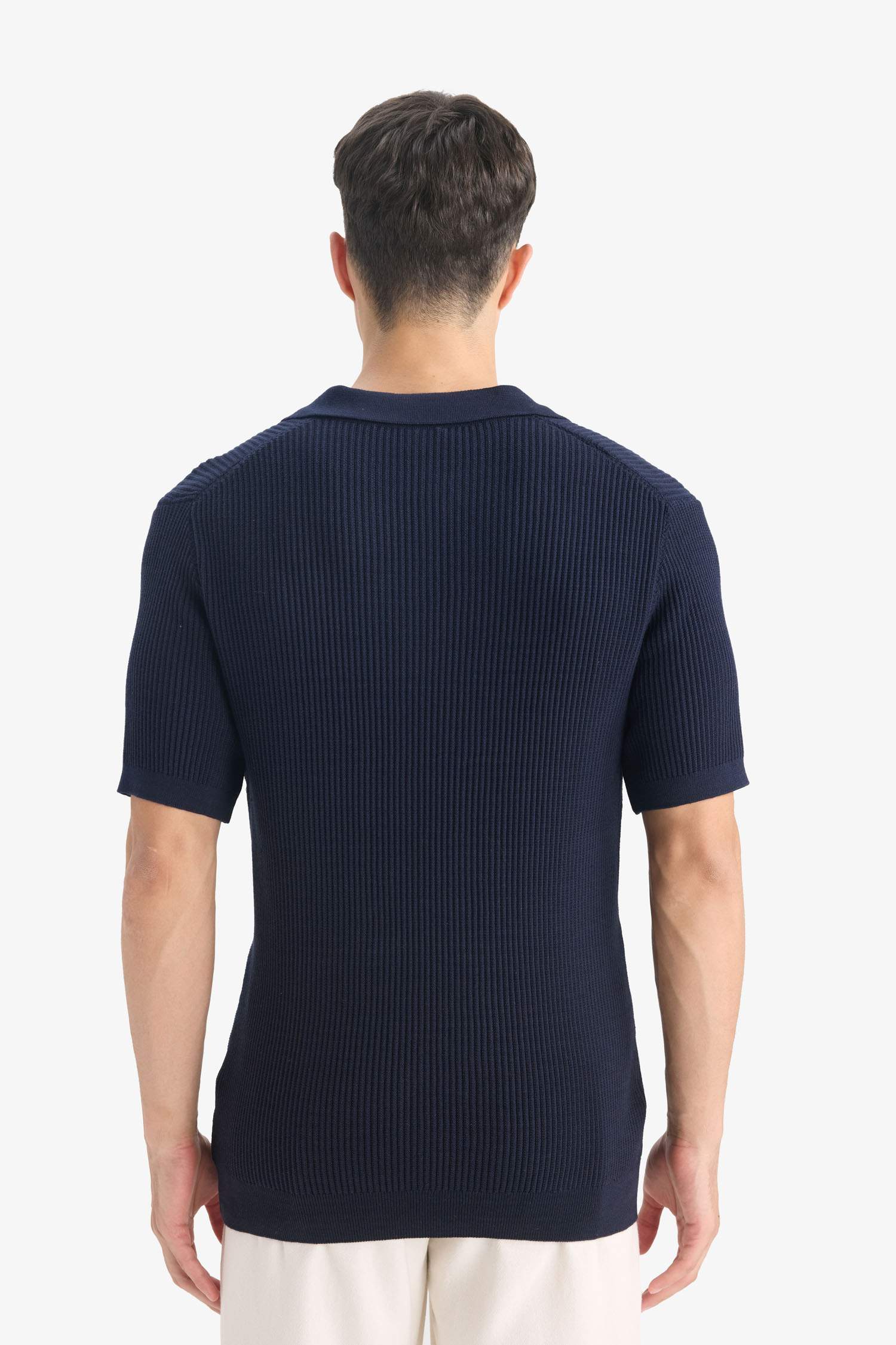 %100 Pamuk Standart Fit Polo Yaka Kısa Kollu Triko Tişört