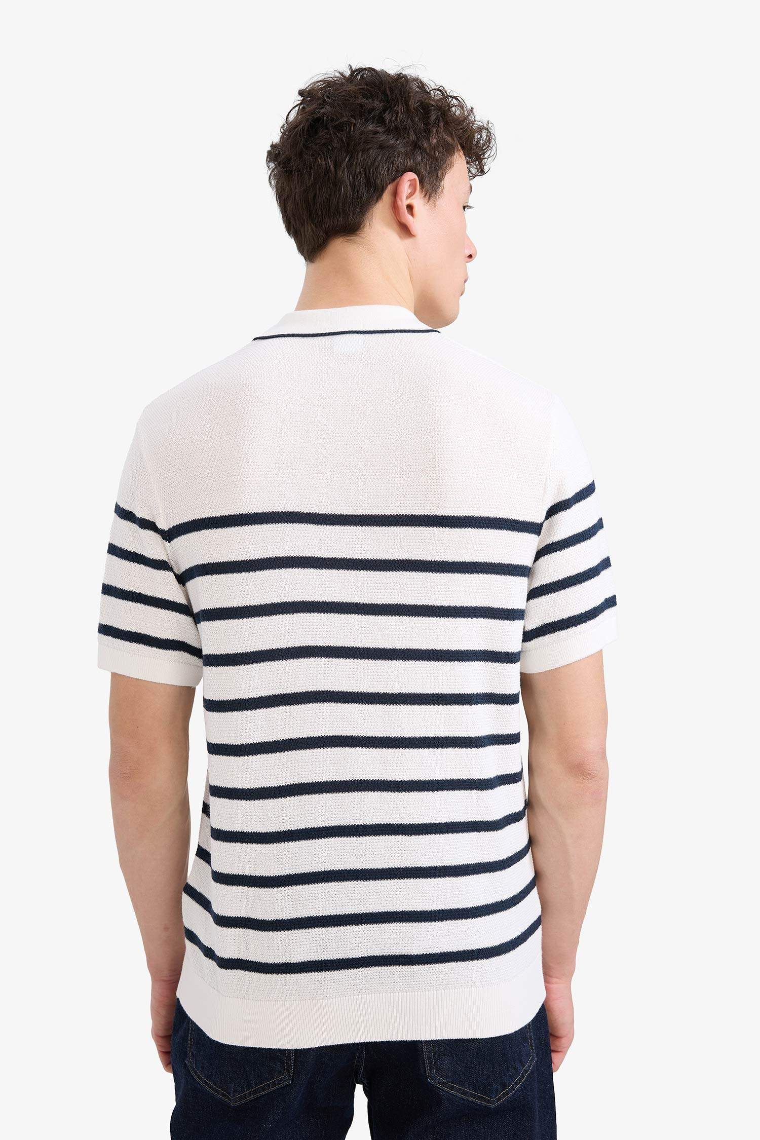 تيشيرت بولو مخطط قطن نص ردن قصة عادية