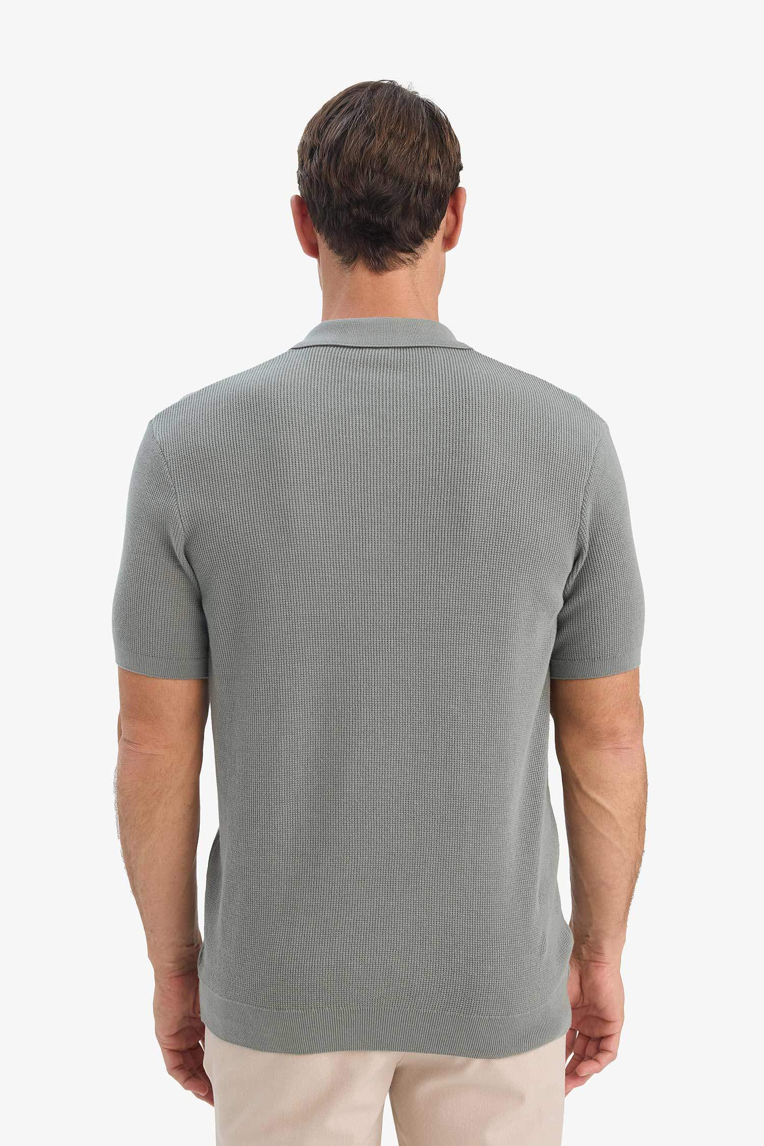 %100 Pamuk Standart Fit Polo Yaka Kısa Kollu Triko Tişört