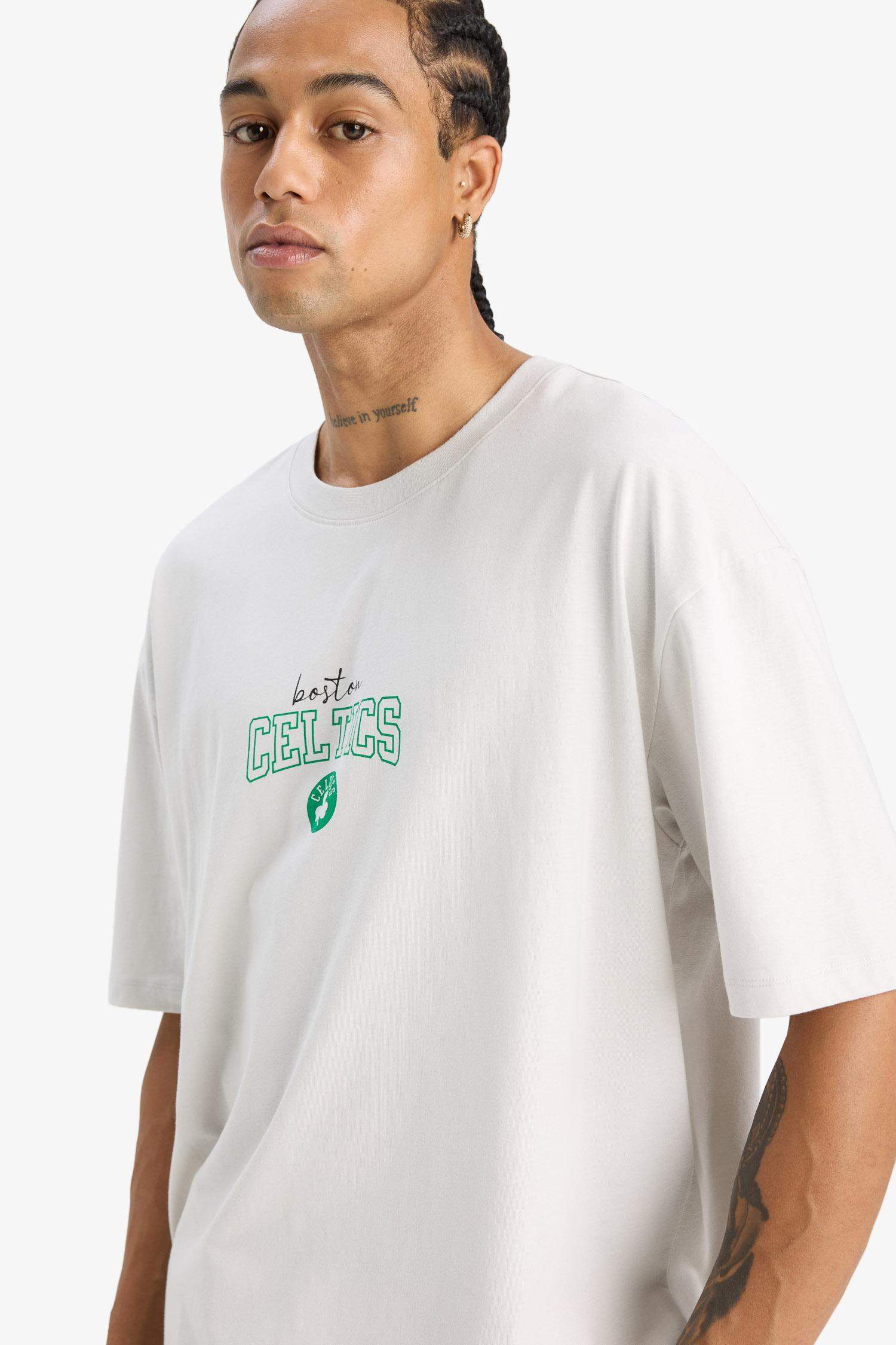 %100 Pamuk NBA Boston Celtics Oversize Geniş Kalıp Bisiklet Yaka Sırt Baskılı Kısa Kollu Tişört