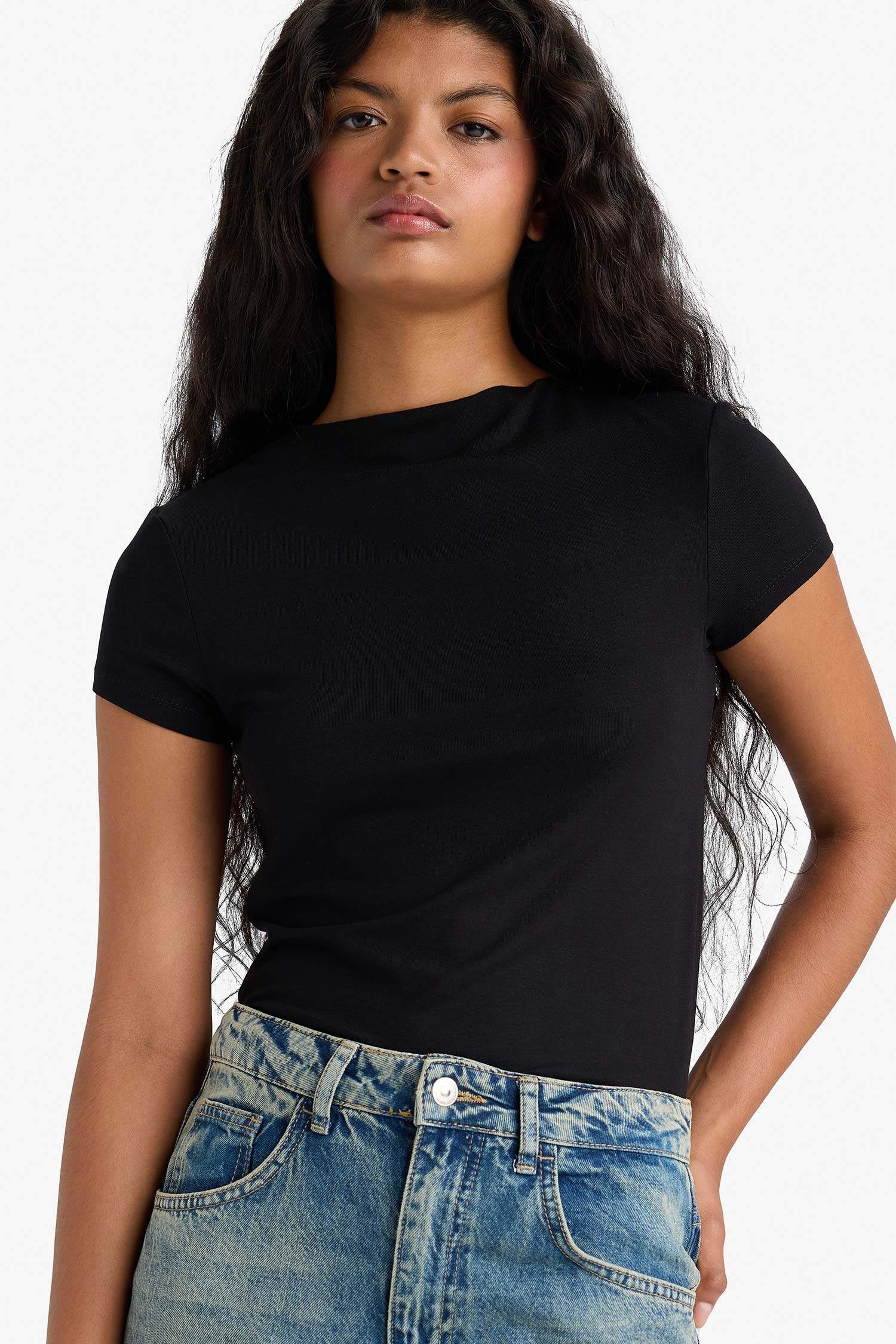 Slim Fit Half Turtleneck Short Sleeve T-Shirt