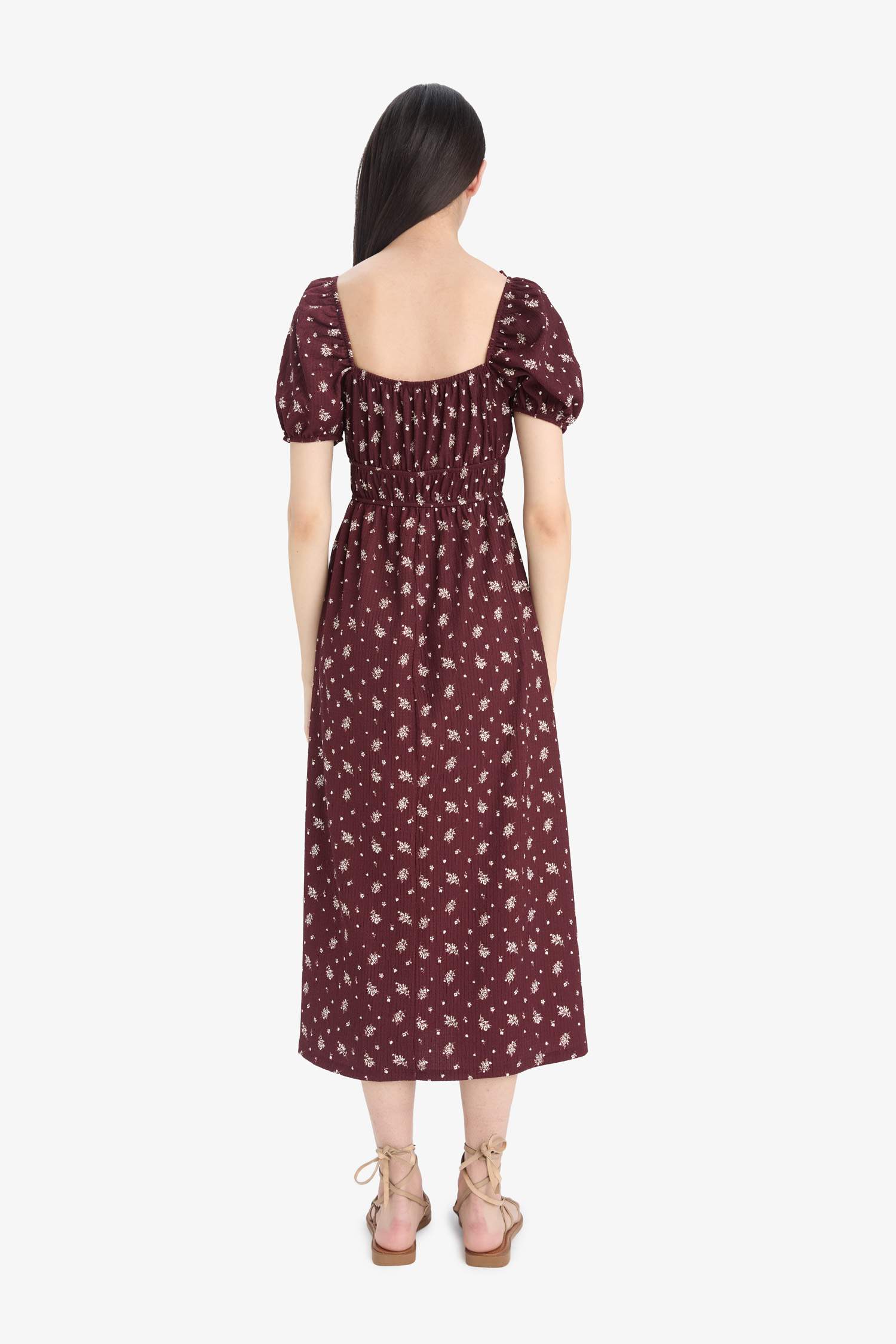 Kare Yaka Çiçekli Bürümcük Kısa Kollu Midi Elbise