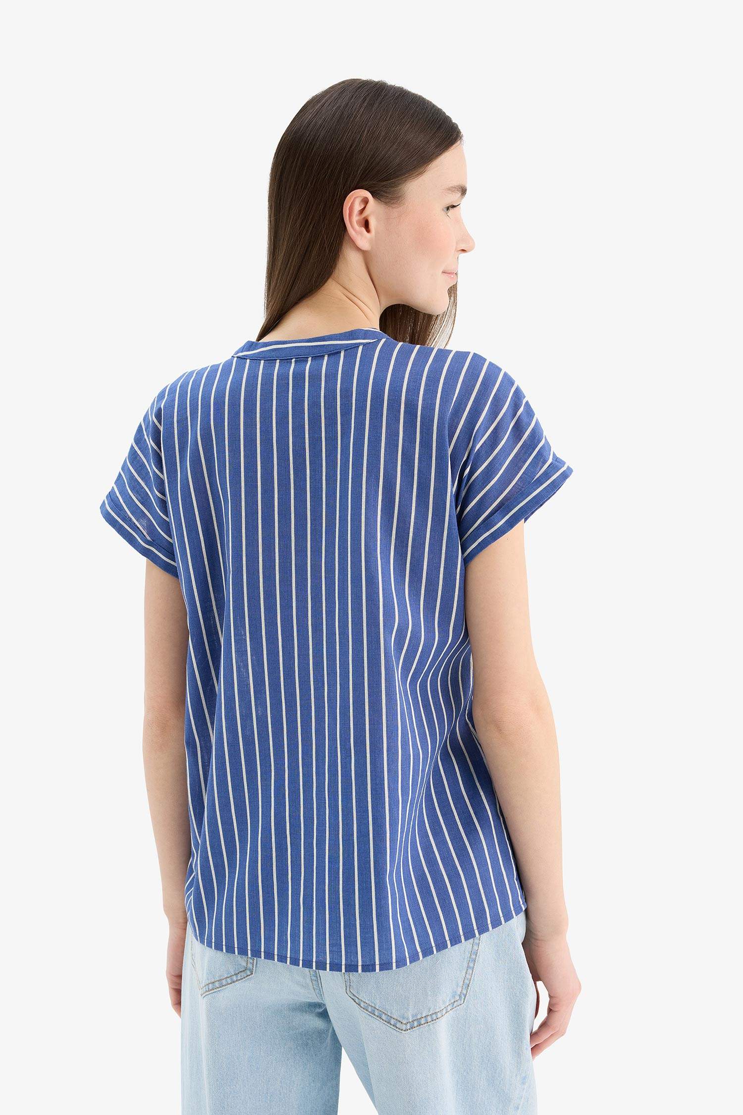 Chemise à manches courtes et col rond Coupe régulière