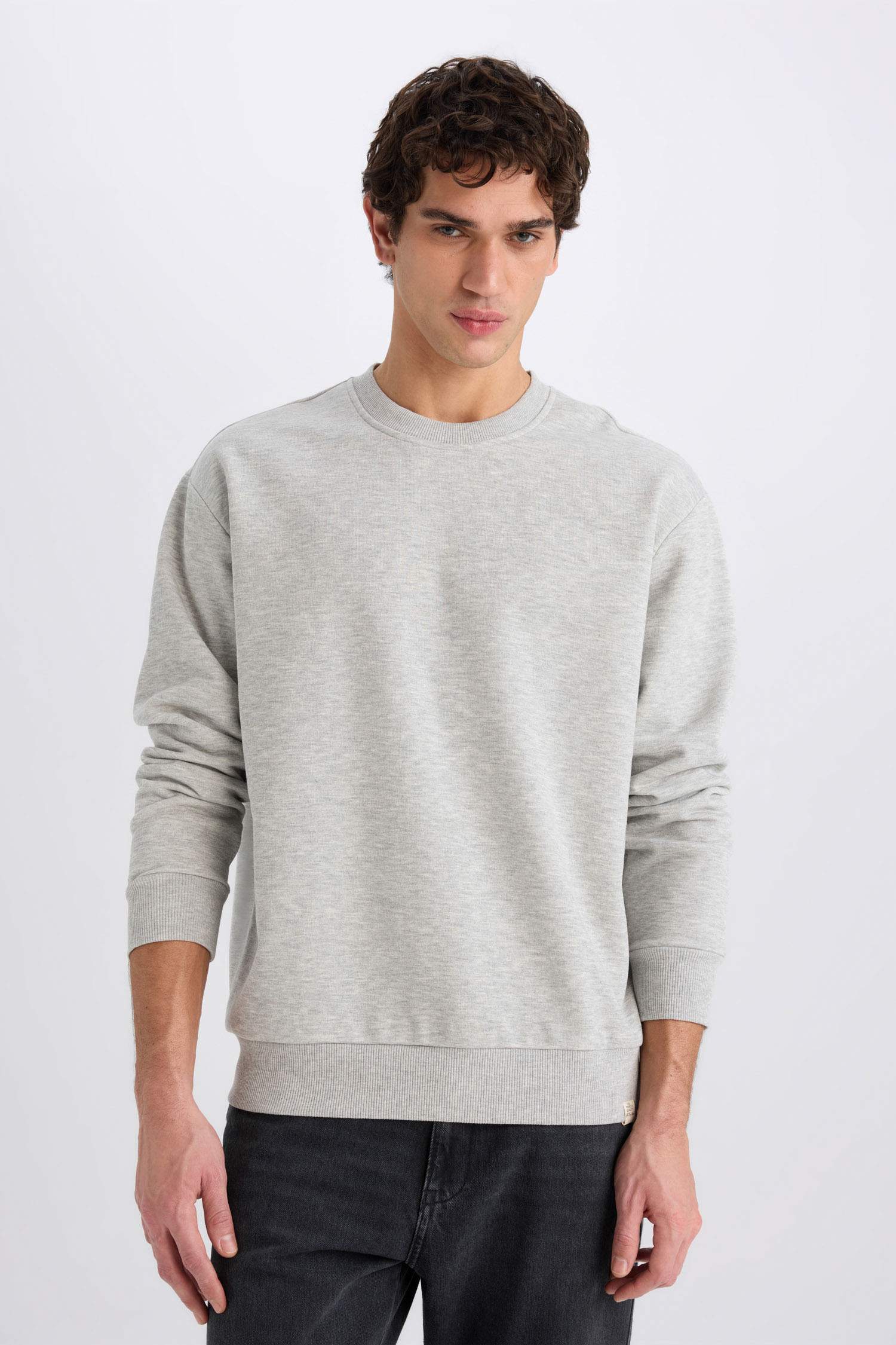 Oversize Geniş Kalıp Bisiklet Yaka Kalın Basic Düz Sweatshirt
