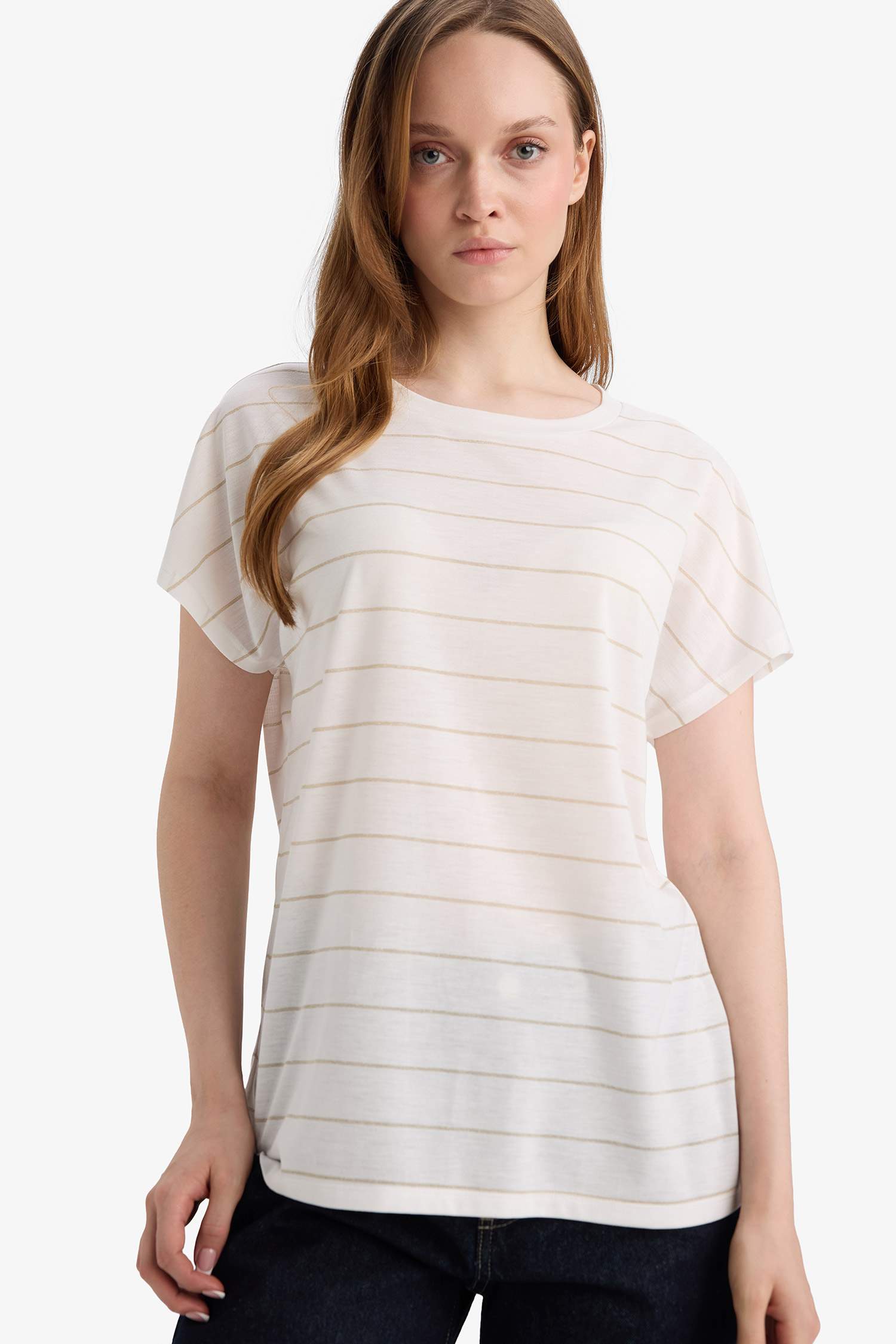 Футболка с круглым вырезом и коротким рукавом