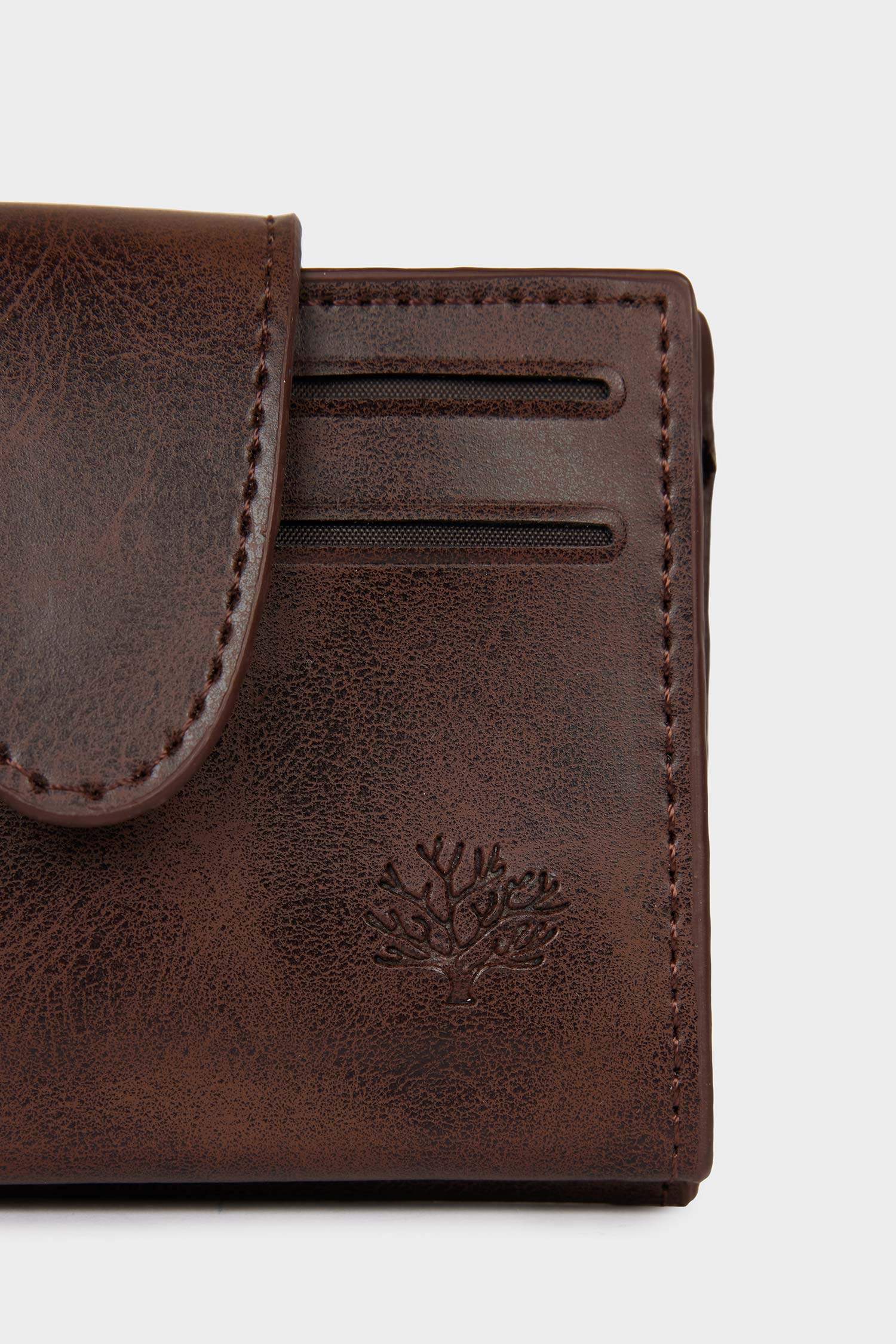 محفظة جلد صناعي