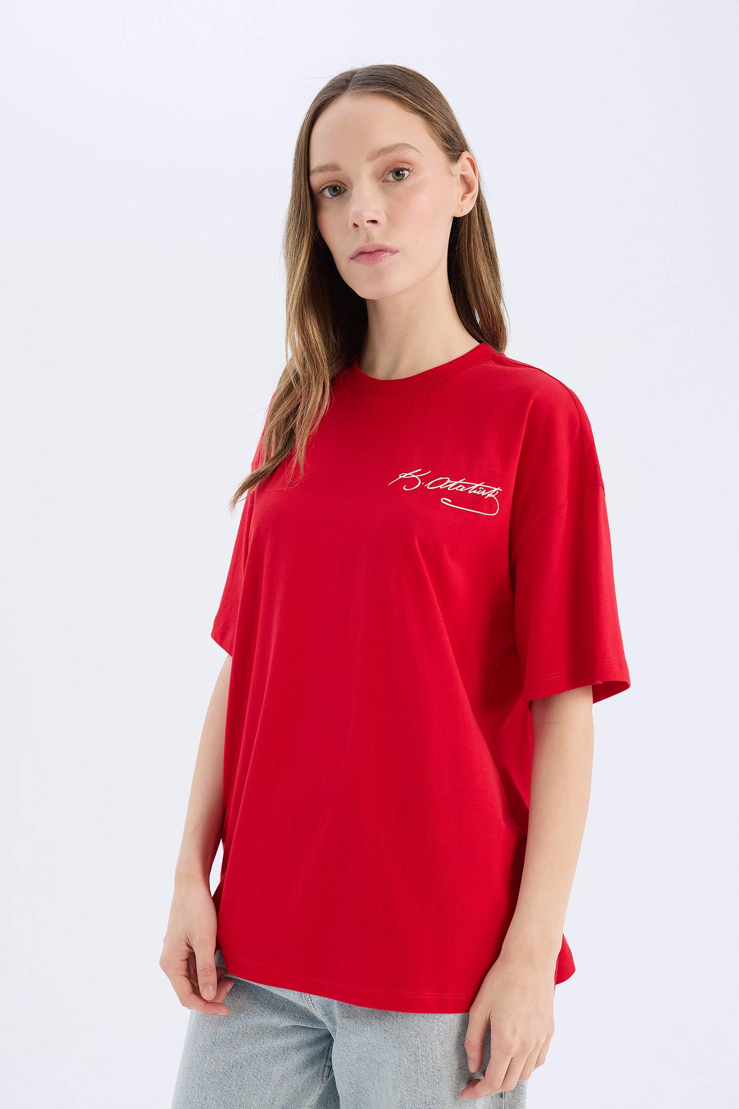 Oversize Geniş Kalıp Atatürk İmzalı Kısa Kollu Kırmızı Tişört