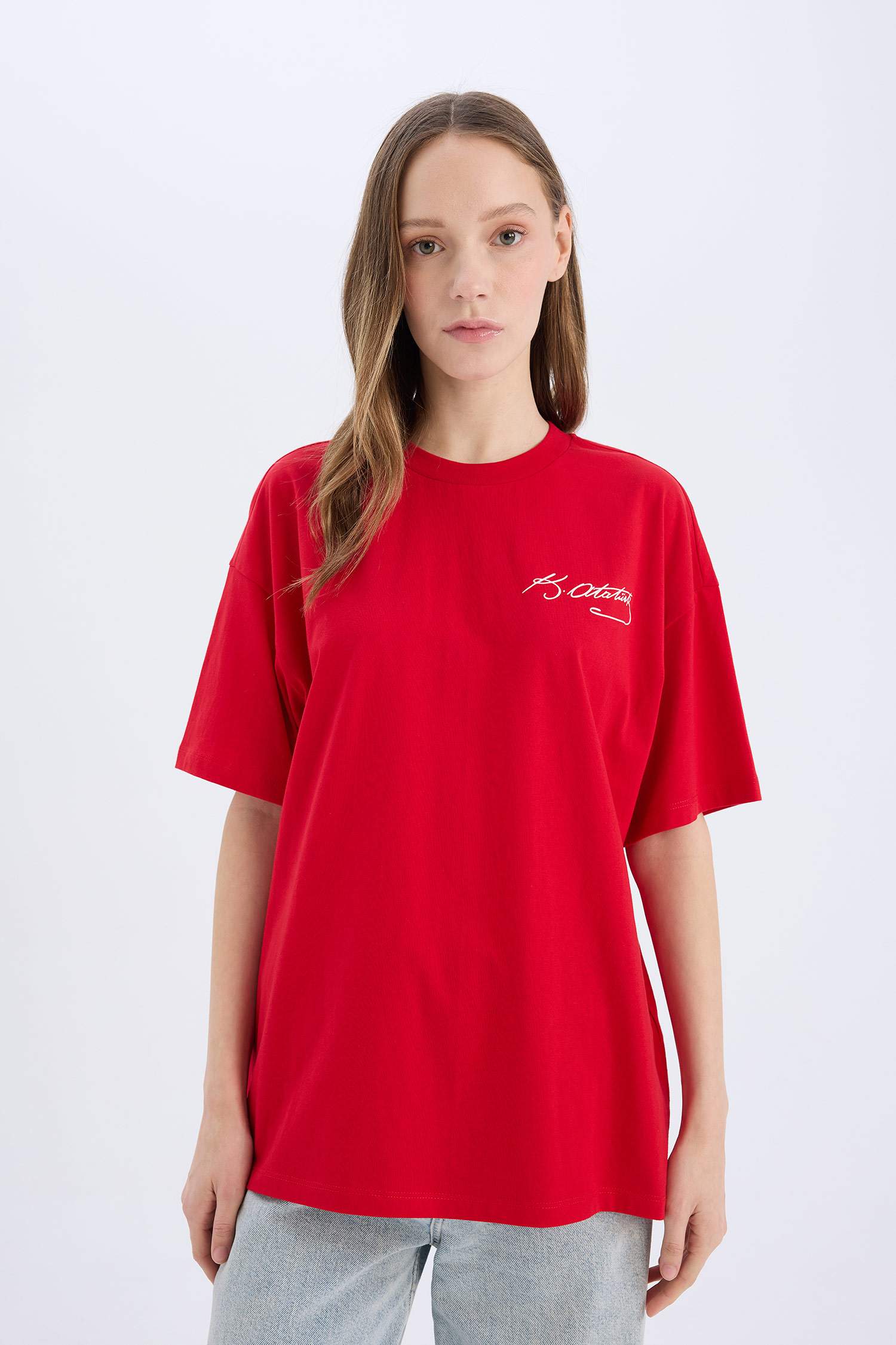 Oversize Geniş Kalıp Atatürk İmzalı Kısa Kollu Kırmızı Tişört