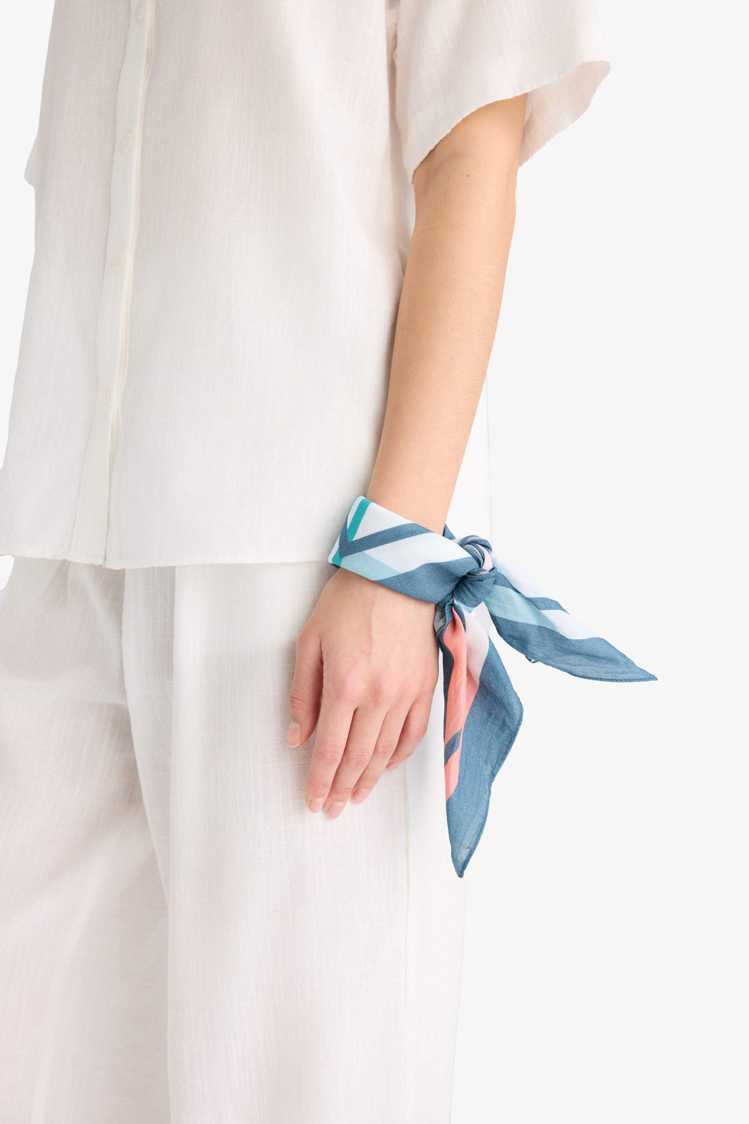 Woman Printed Bandana