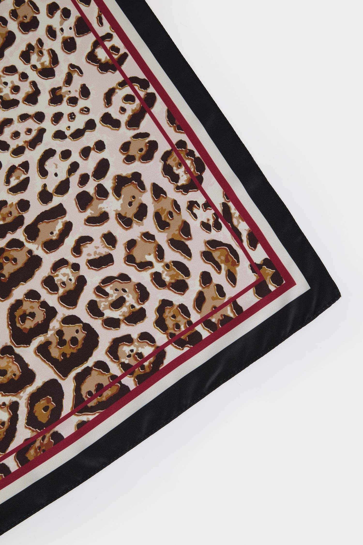 Kadın Desenli Saten Fular