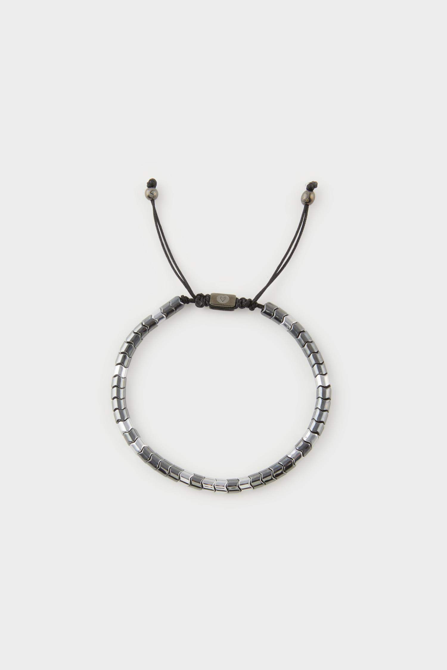 اسورة رجالي اسود من AtolyeWolf x DeFacto