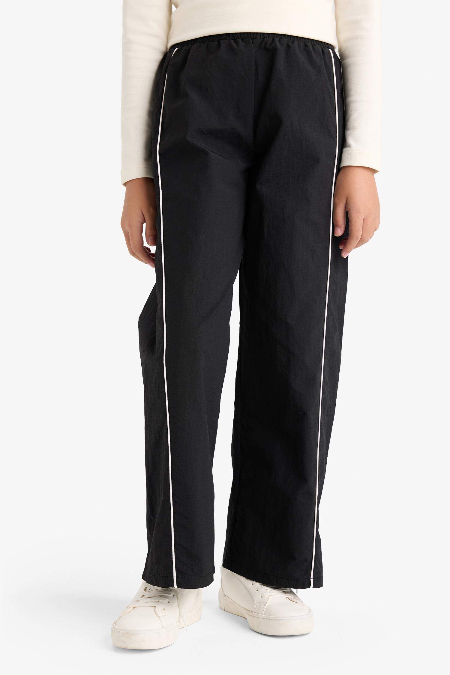 بنطرون بناتي باراشوت برجل واسع وايد ليج